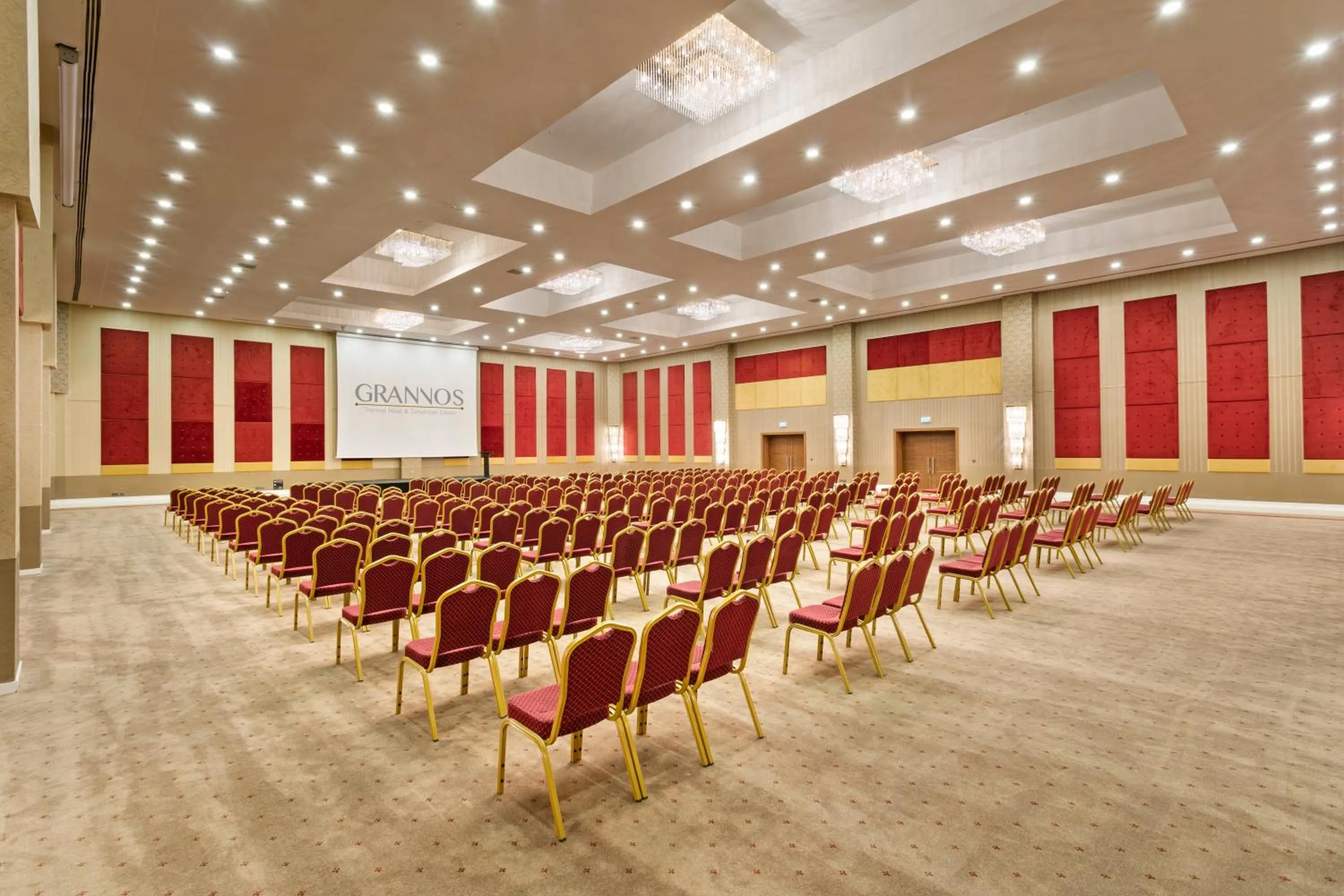 Meeting/conference room in Grannos Thermal Hotel & Convention Center