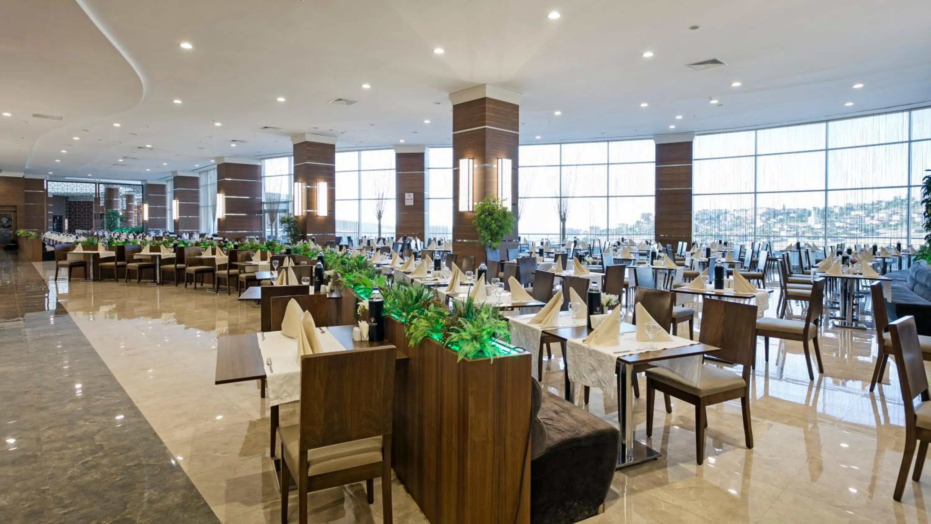 Restaurant/places to eat in Grannos Thermal Hotel & Convention Center