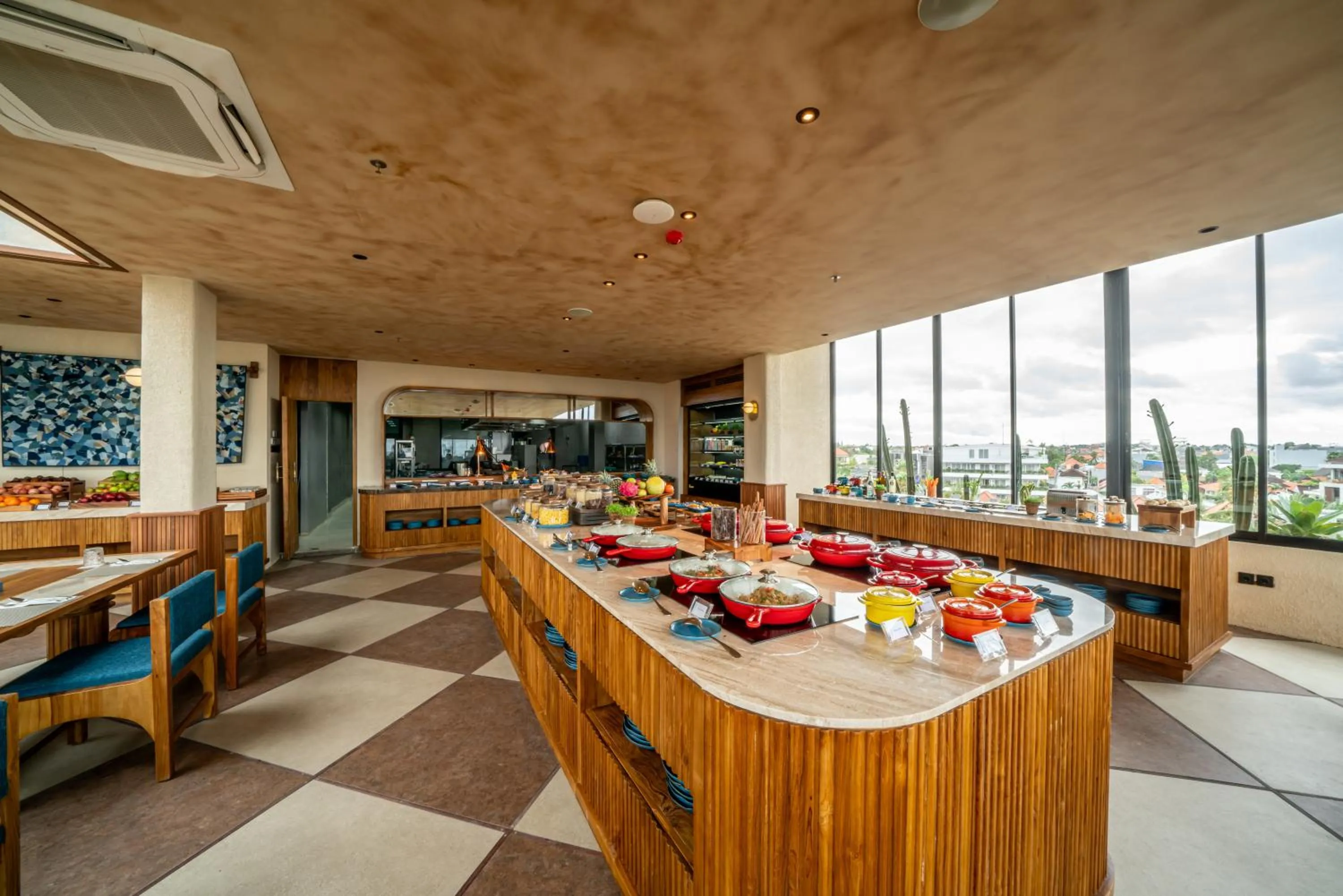 Restaurant/places to eat in TUI BLUE Berawa Hotel and Villas