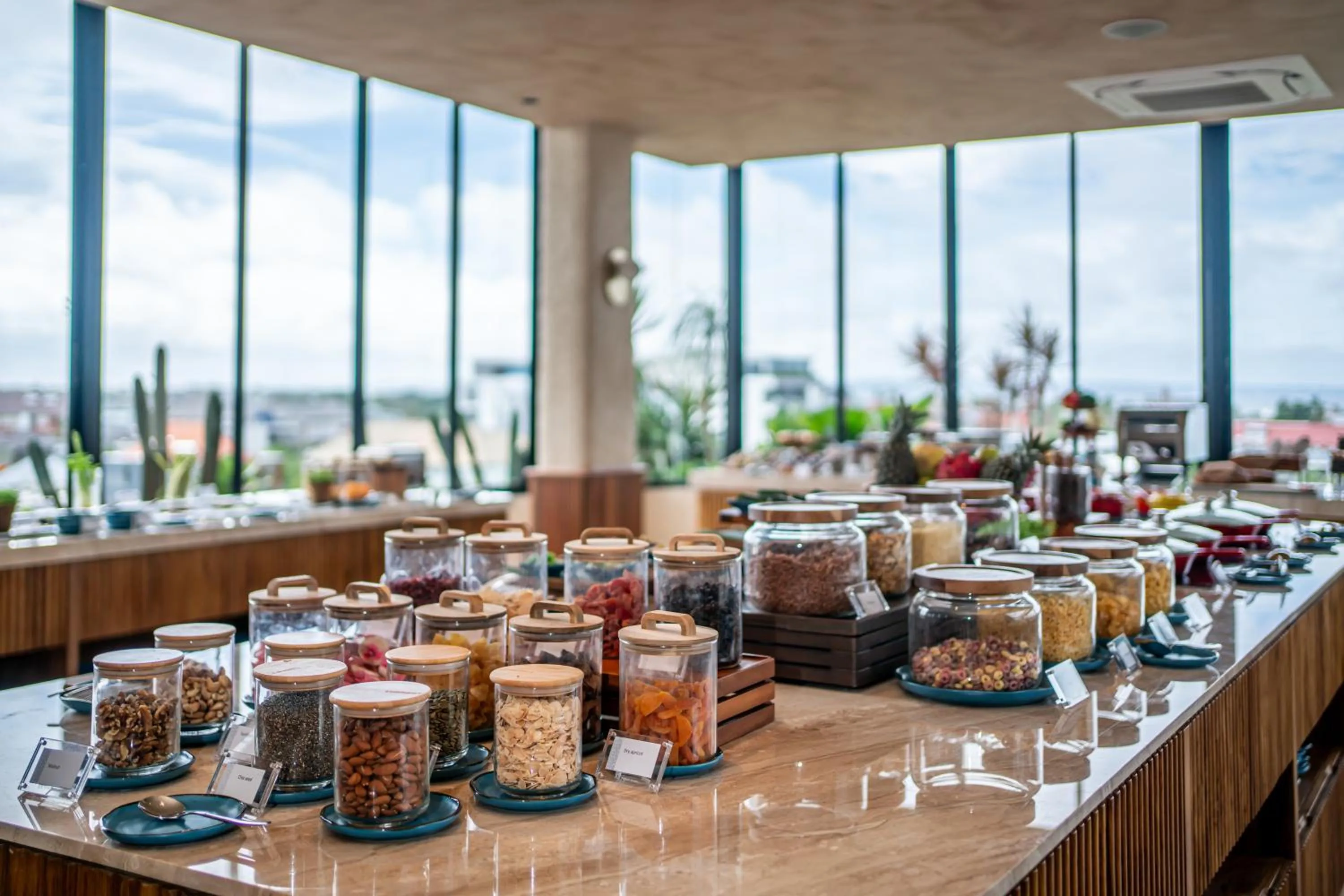 Restaurant/places to eat in TUI BLUE Berawa Hotel and Villas