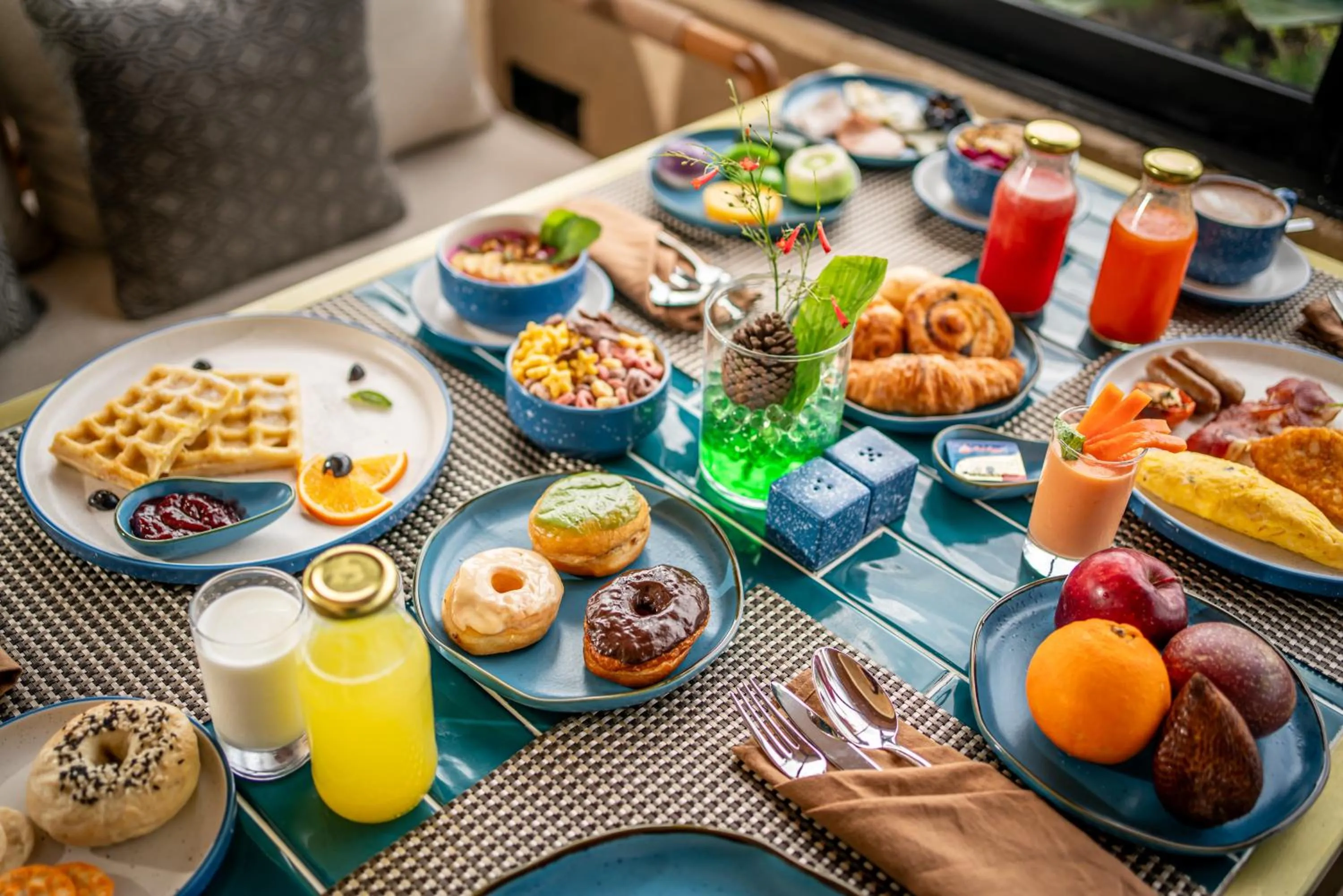 Restaurant/places to eat in TUI BLUE Berawa Hotel and Villas