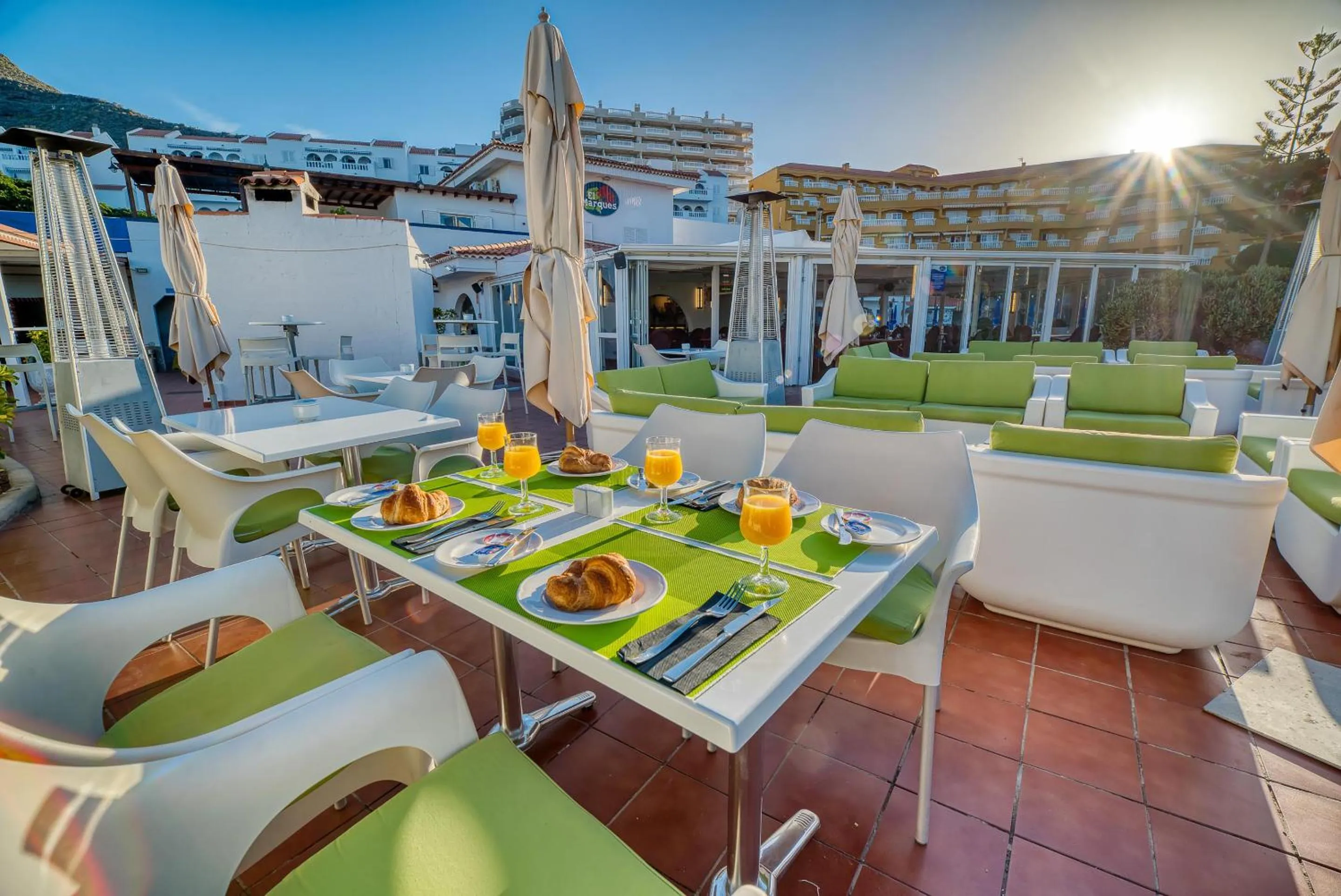 Lounge or bar in Ona el Marqués