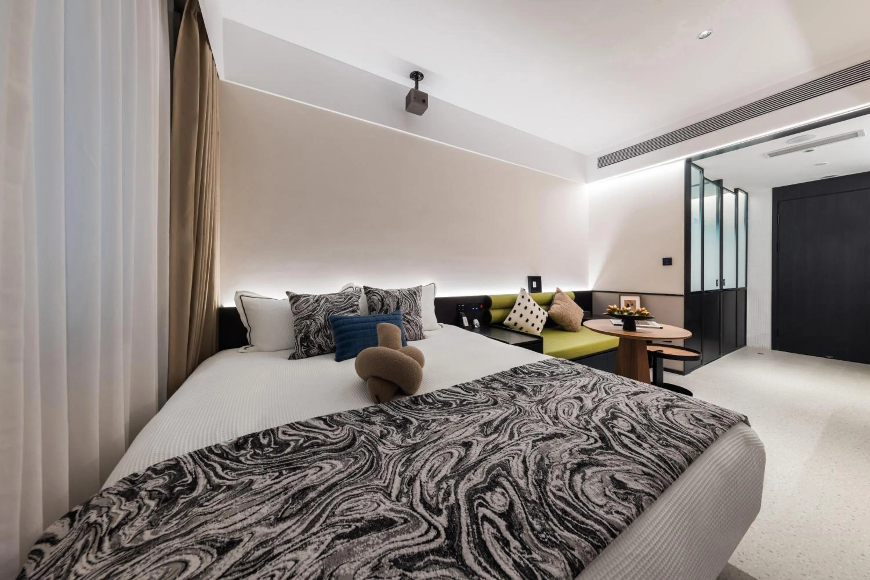 Bed in Suisse Place Beijing Jinsong Subway Station