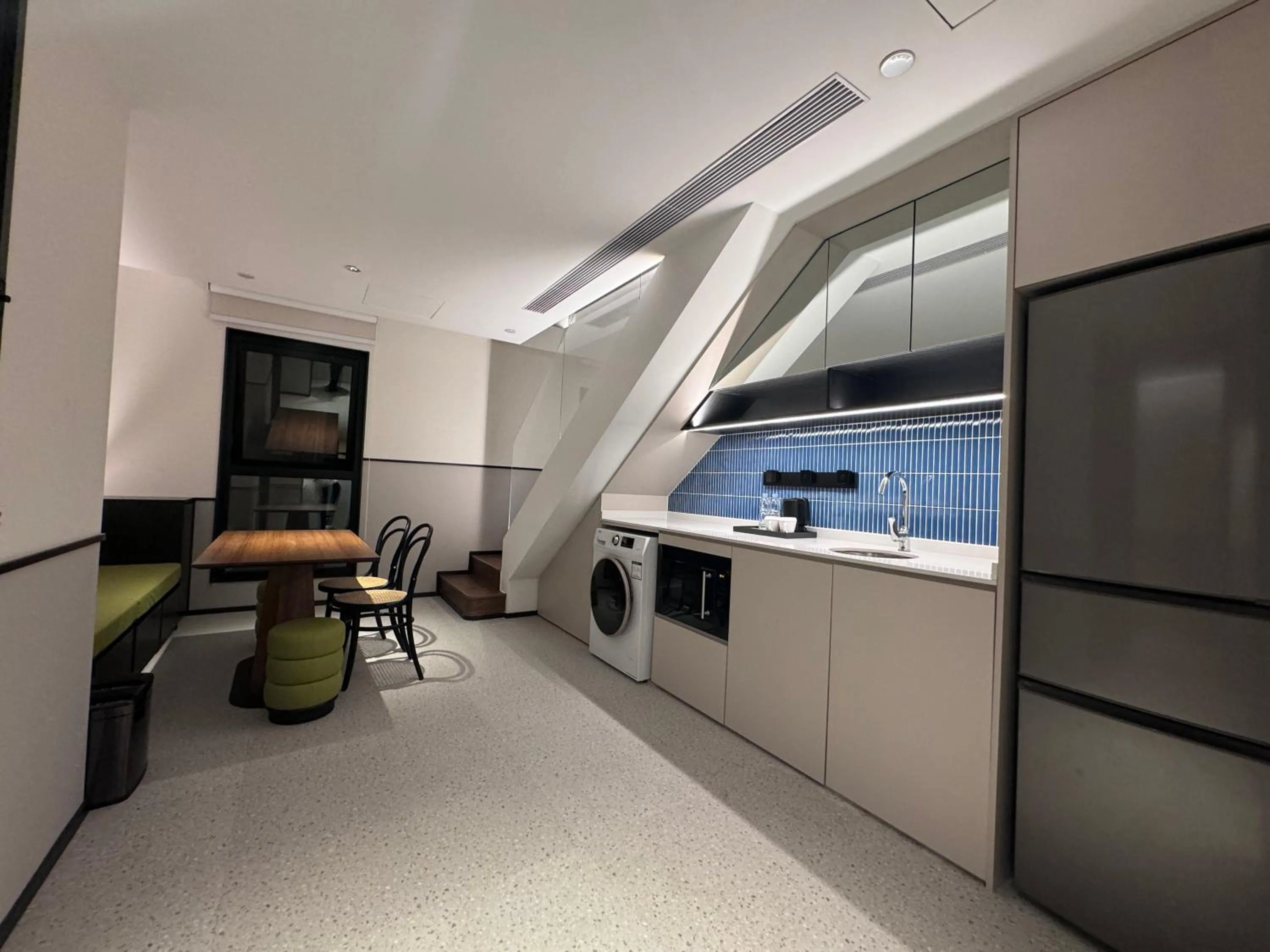 minibar in Suisse Place Beijing Jinsong Subway Station