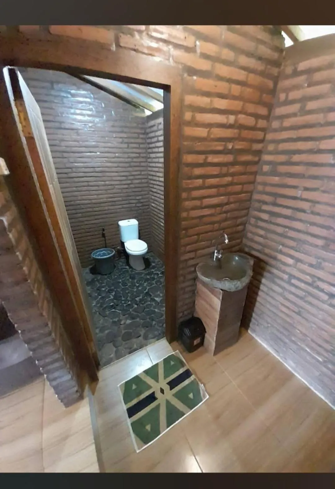 Avrilla Ijen Cool homestay