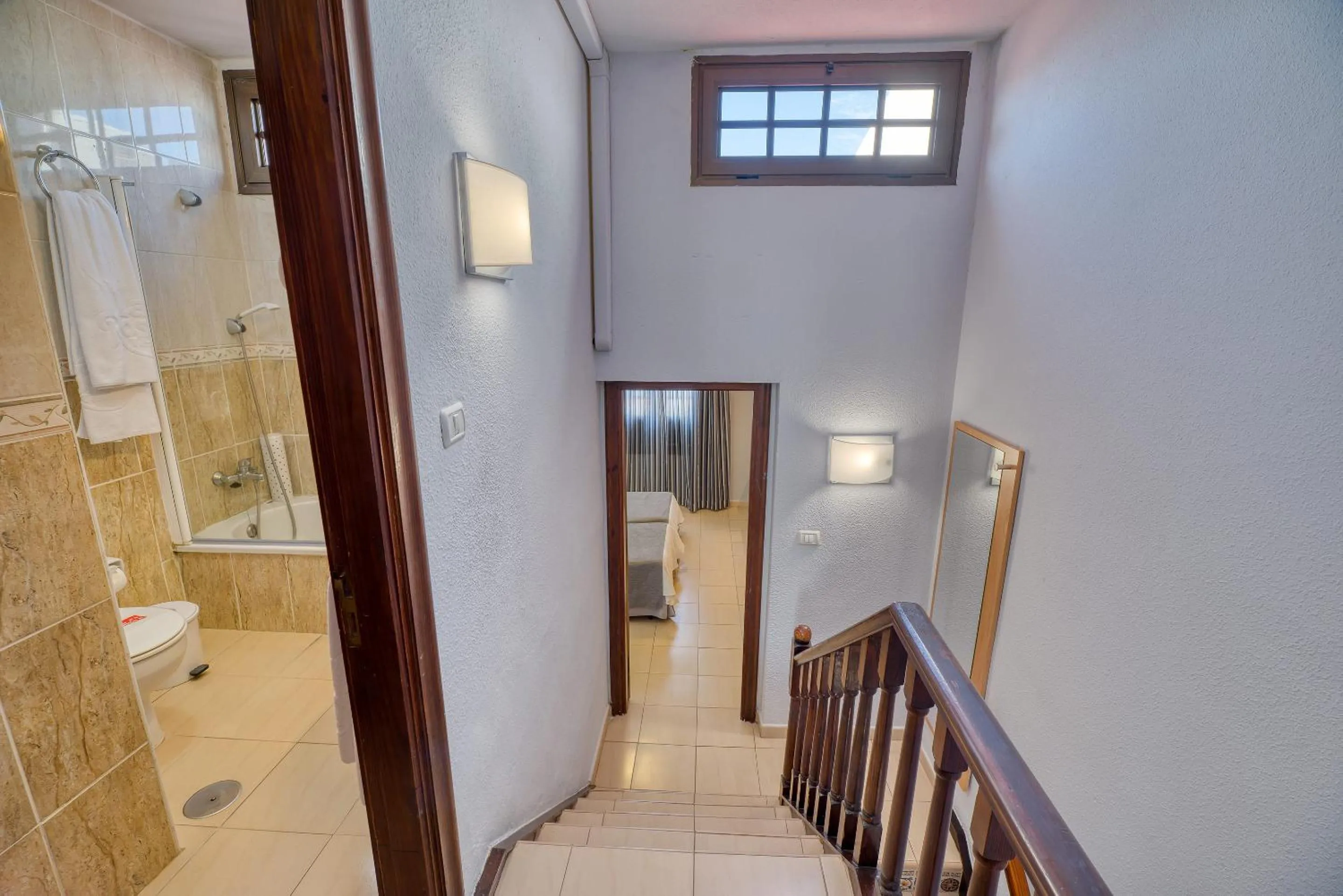 Area and facilities in Ona Las Rosas