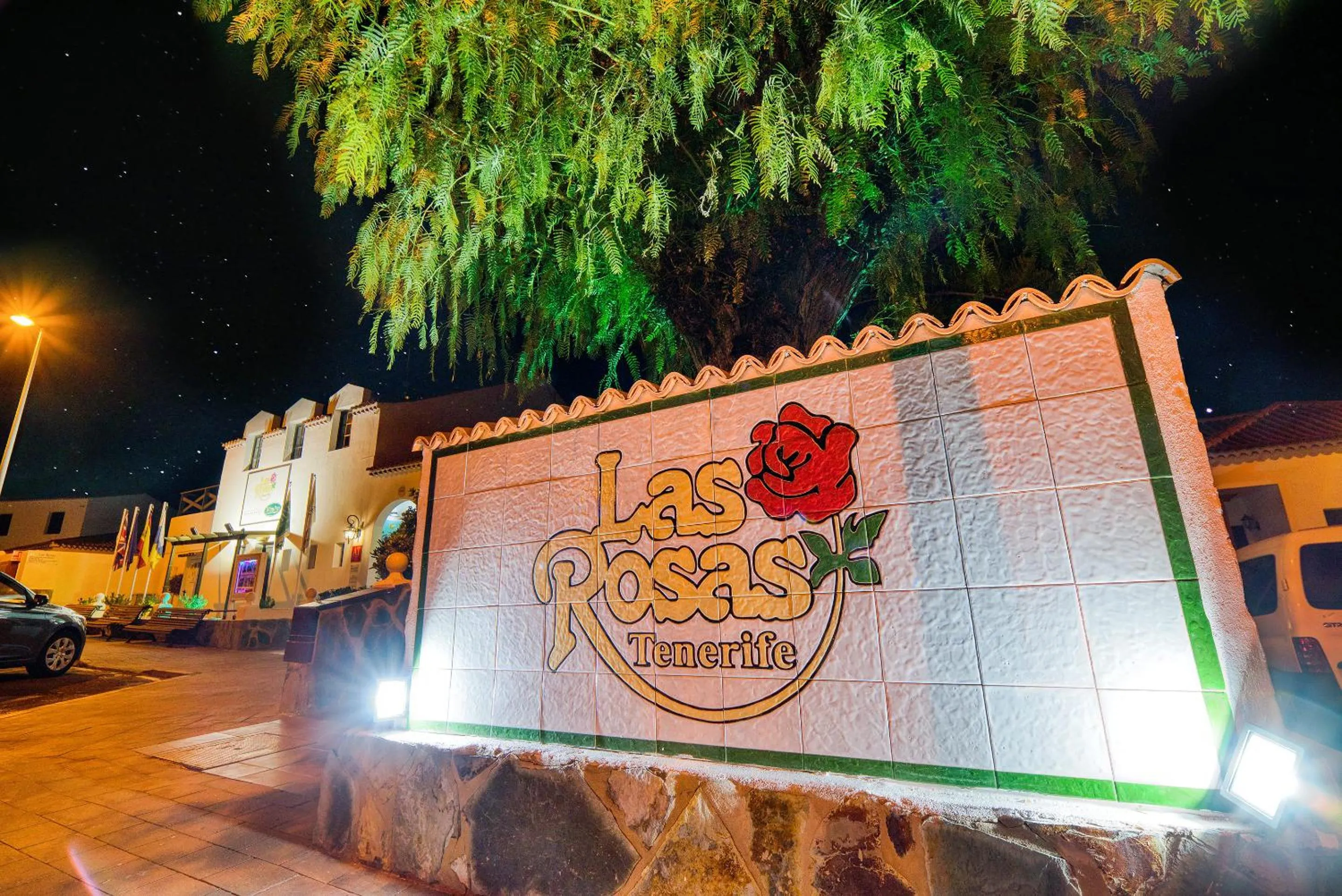 Property logo or sign in Ona Las Rosas