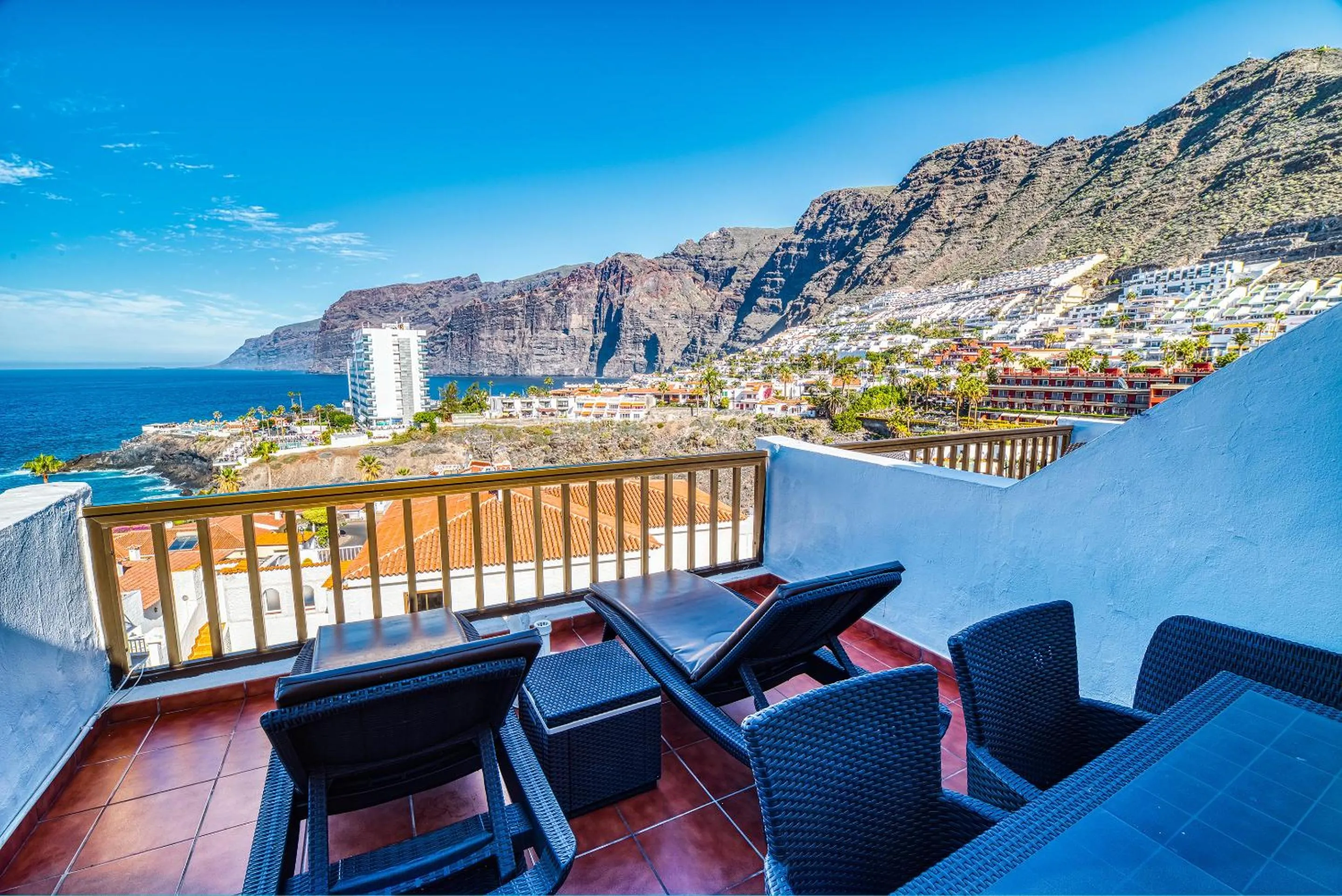 Balcony/Terrace in Ona Las Rosas