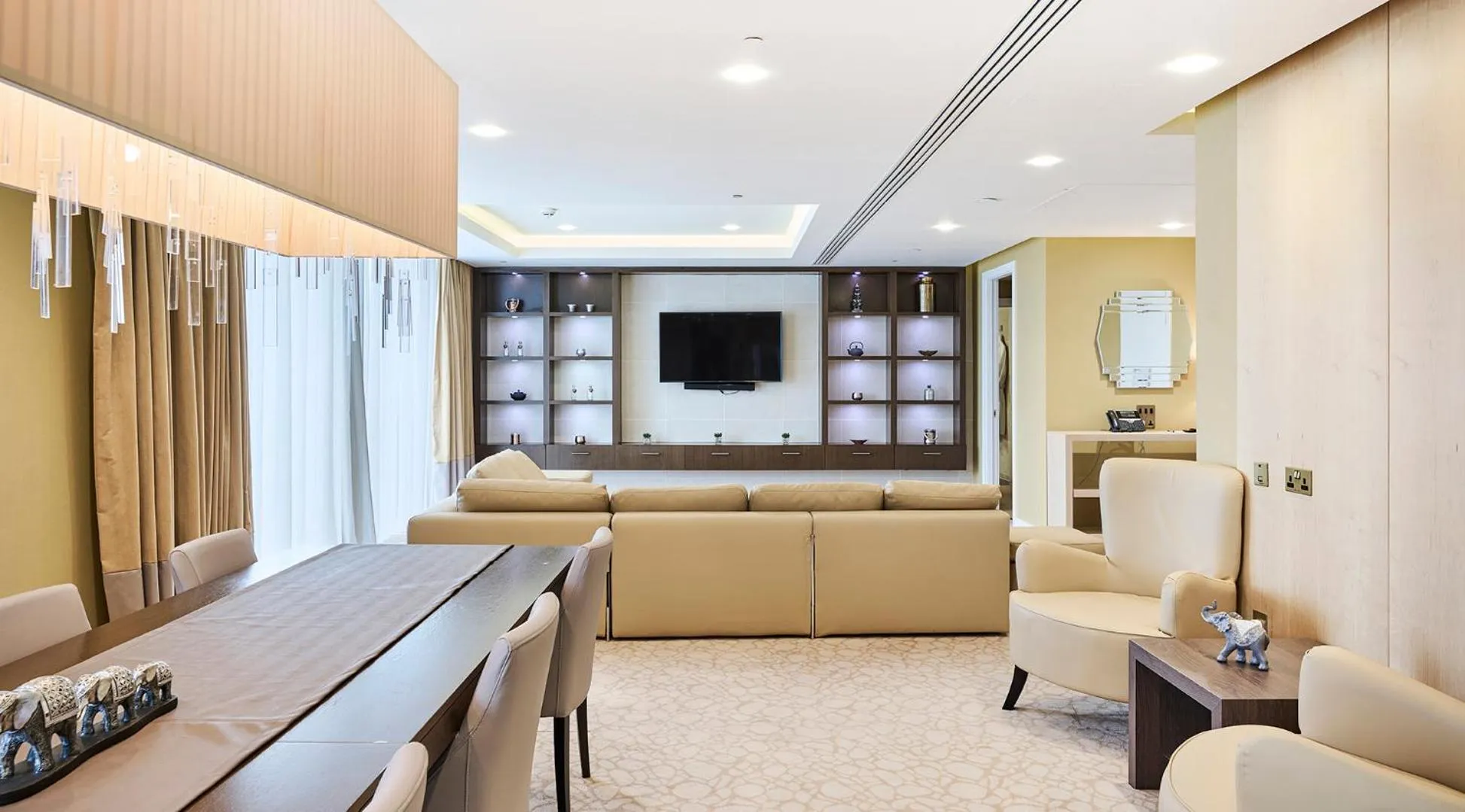 TV and multimedia in Genting Hotel & Spa at Resorts World Birmingham