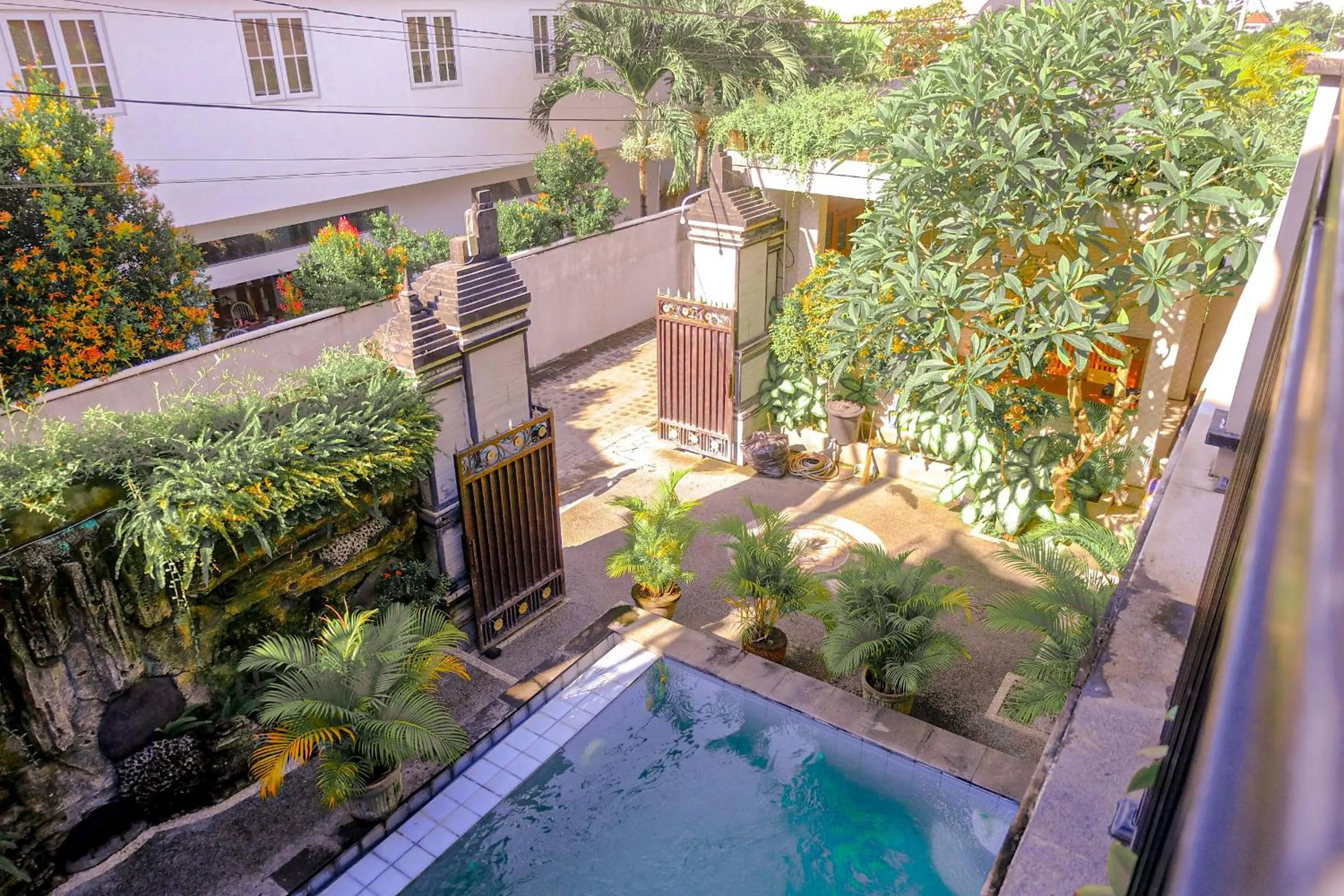 Facade/entrance in Adi Homestay