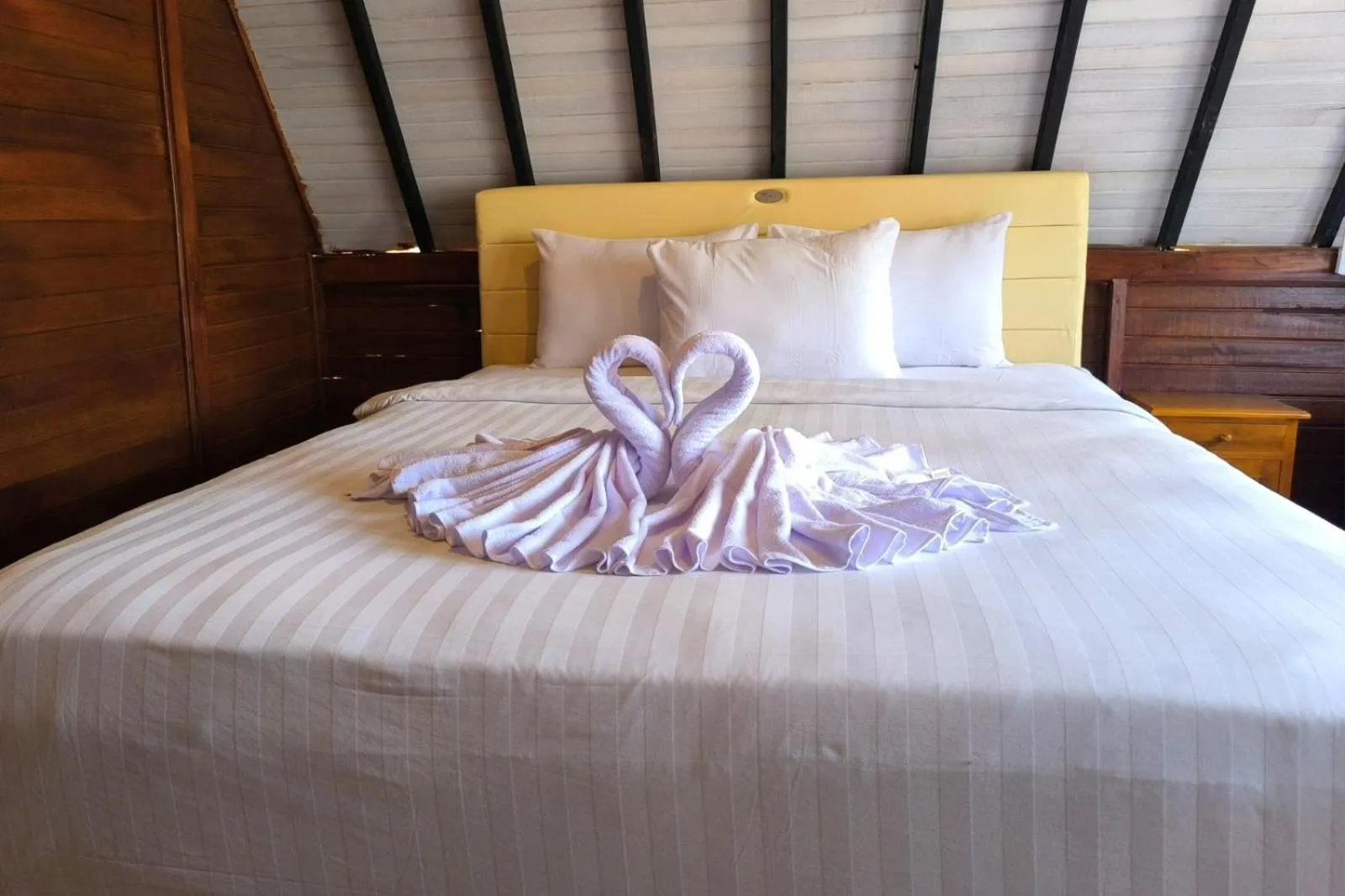 Bed in Cool Breeze 2