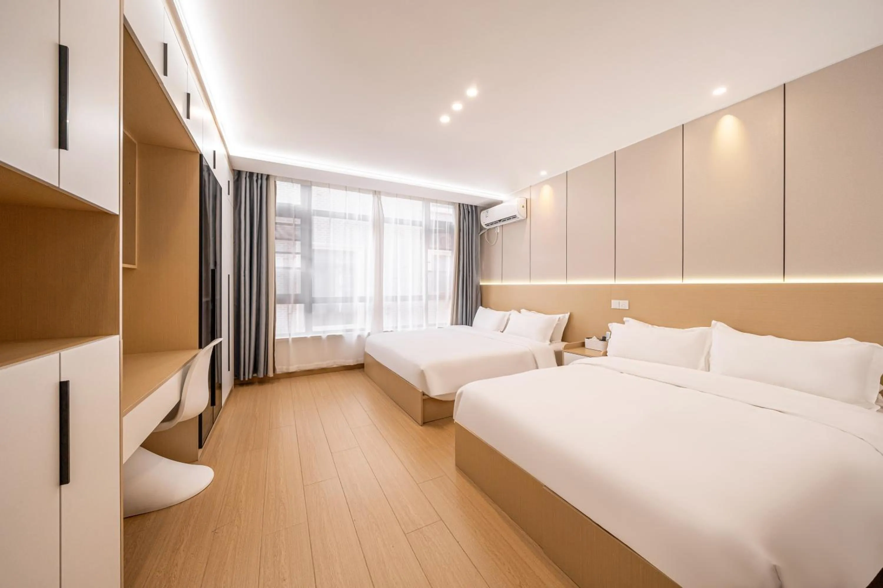 Bed in Shanghai Chuxin Qicheng Hotel Shanghai International Tourism Resort