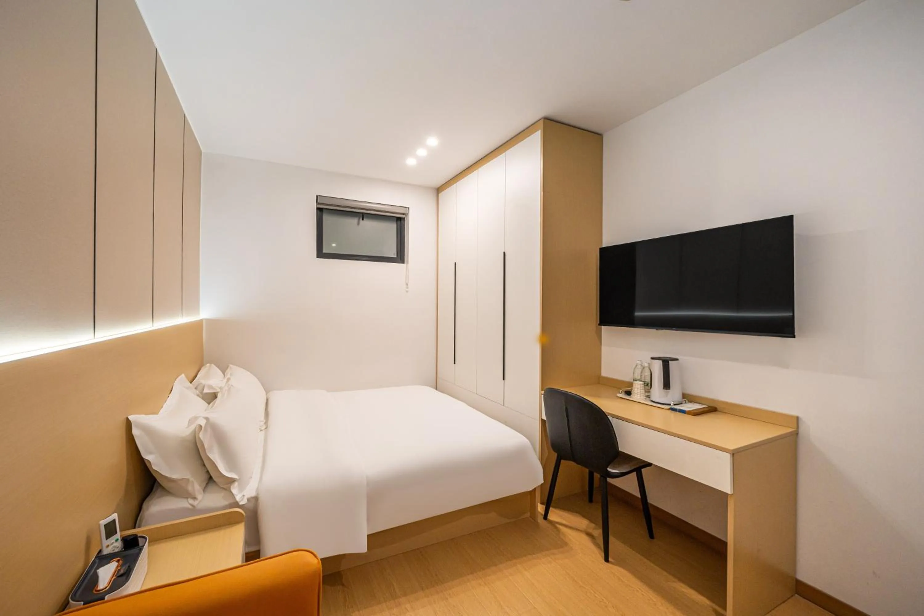 Bed in Shanghai Chuxin Qicheng Hotel Shanghai International Tourism Resort