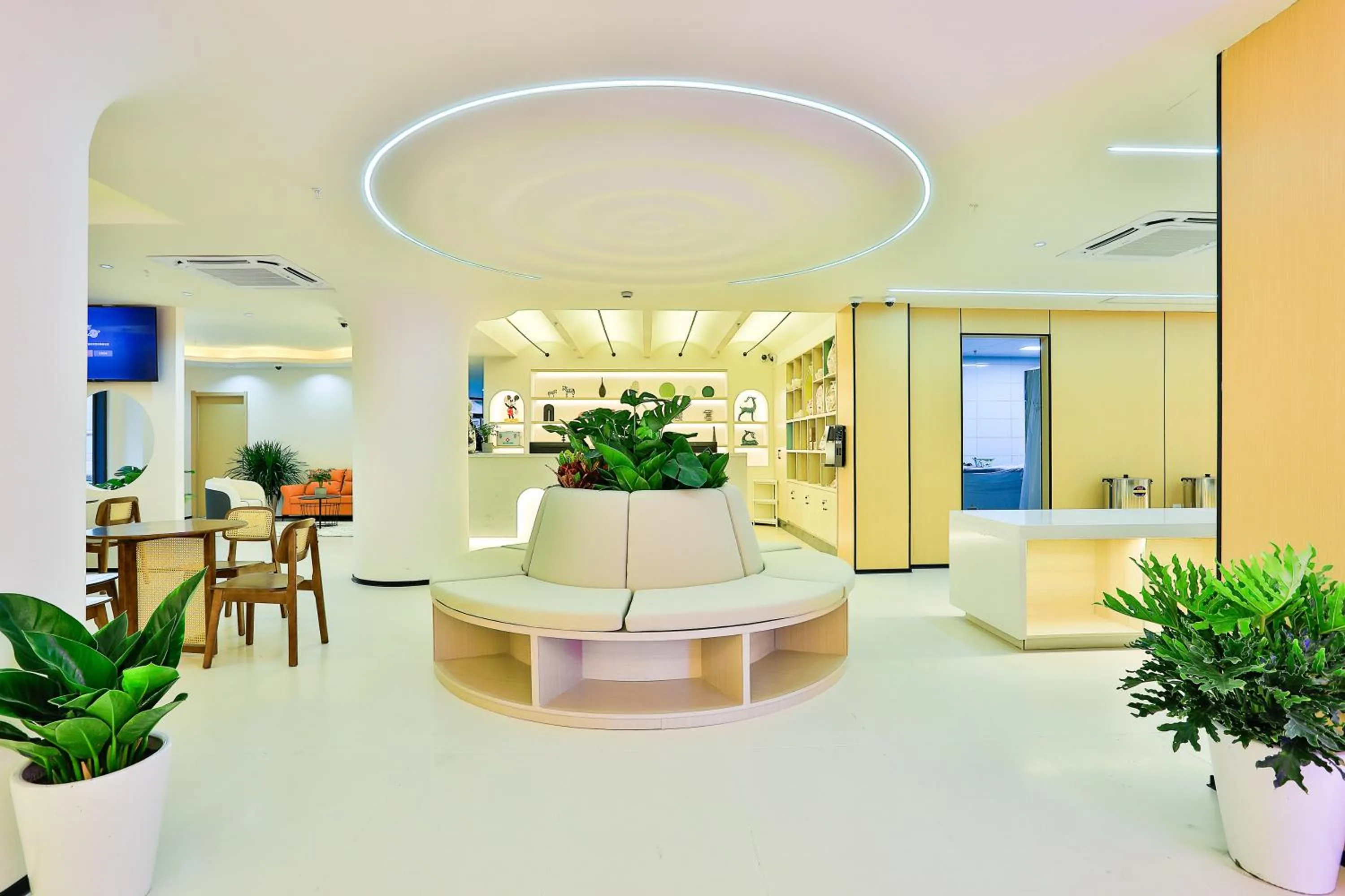 Restaurant/places to eat in Shanghai Chuxin Qicheng Hotel Shanghai International Tourism Resort