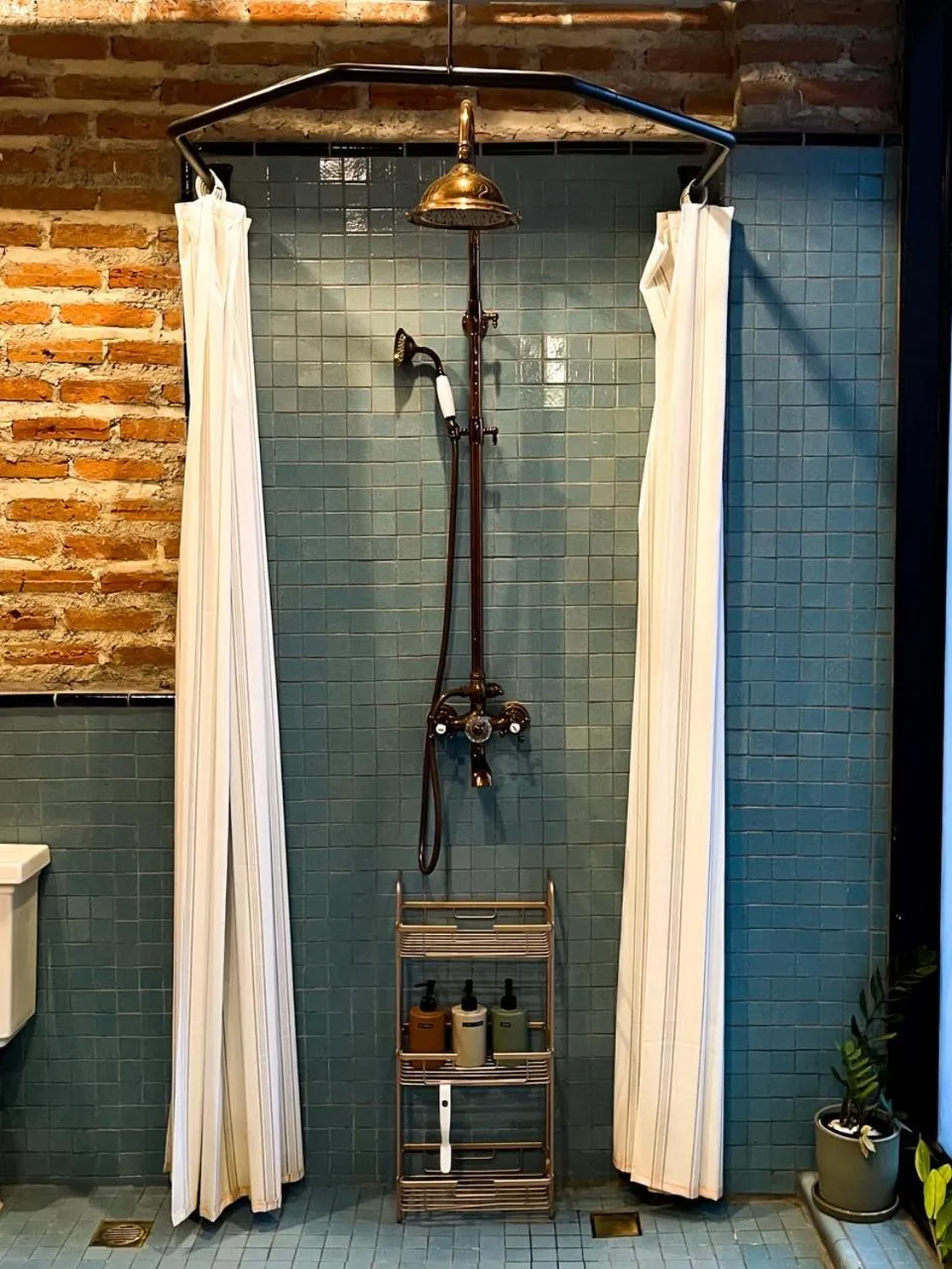 Cataleya Estate Boutique Bed & Breakfast