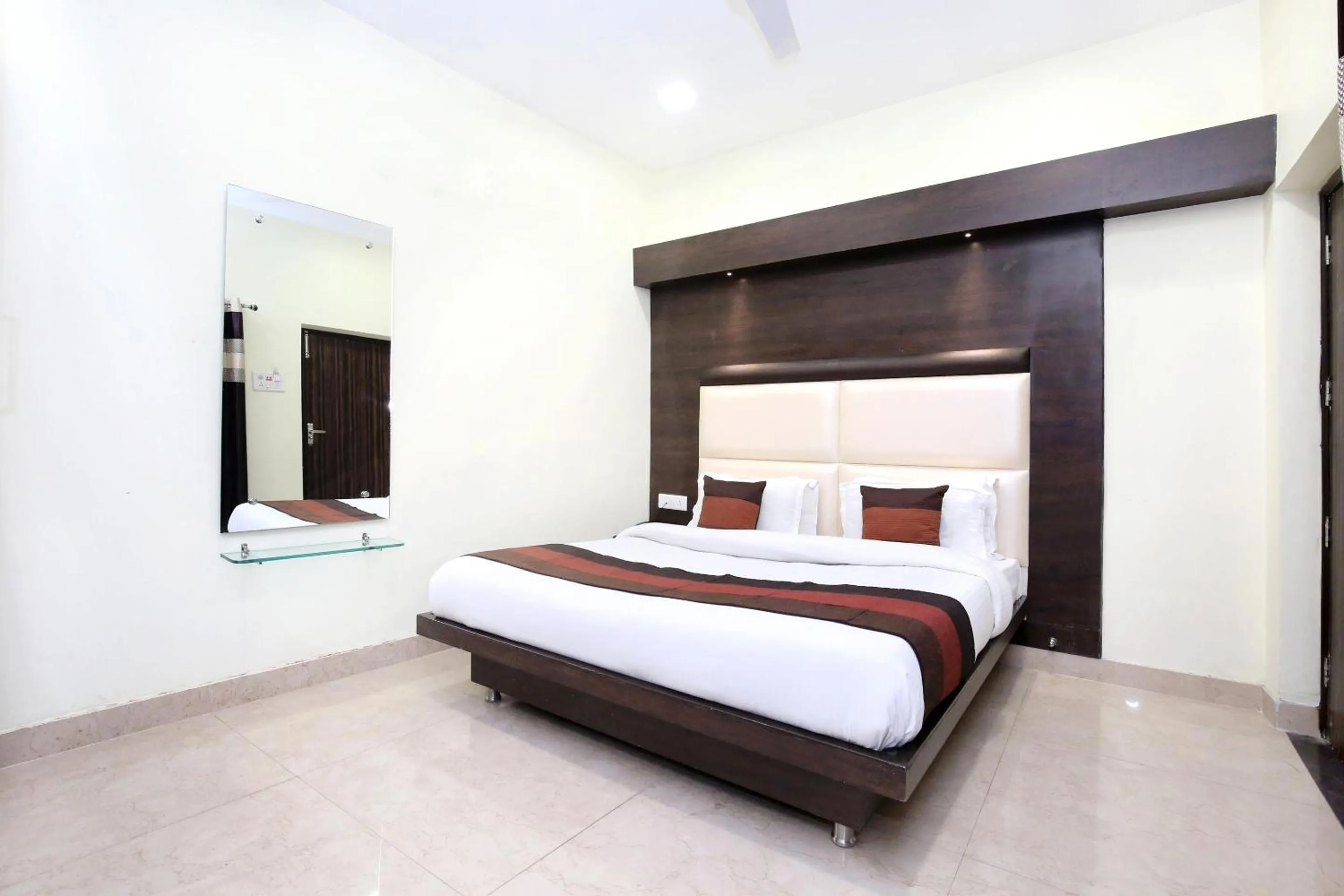 Bedroom, Bed in Hotel O Grand Park