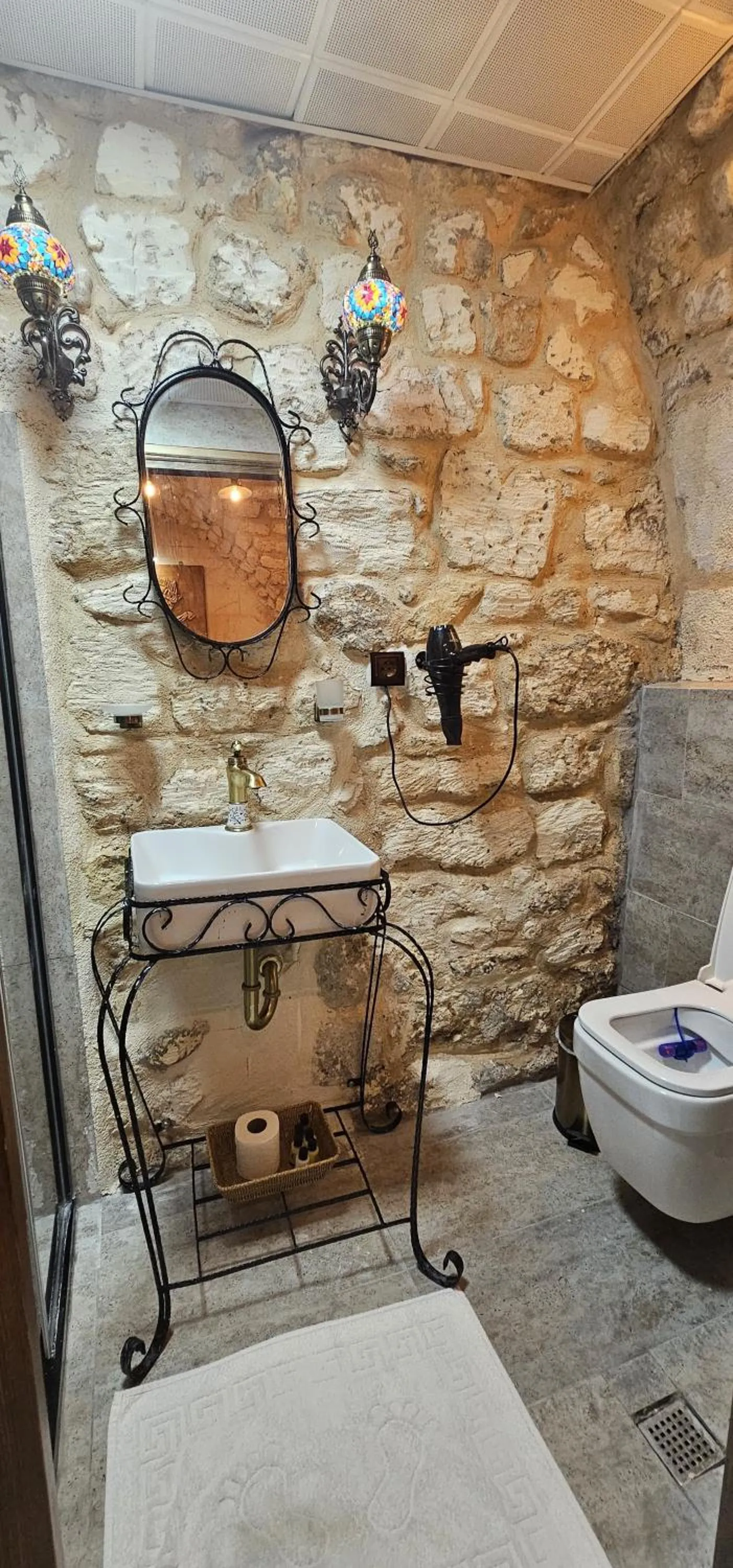 Cleopatra Antique Hotel