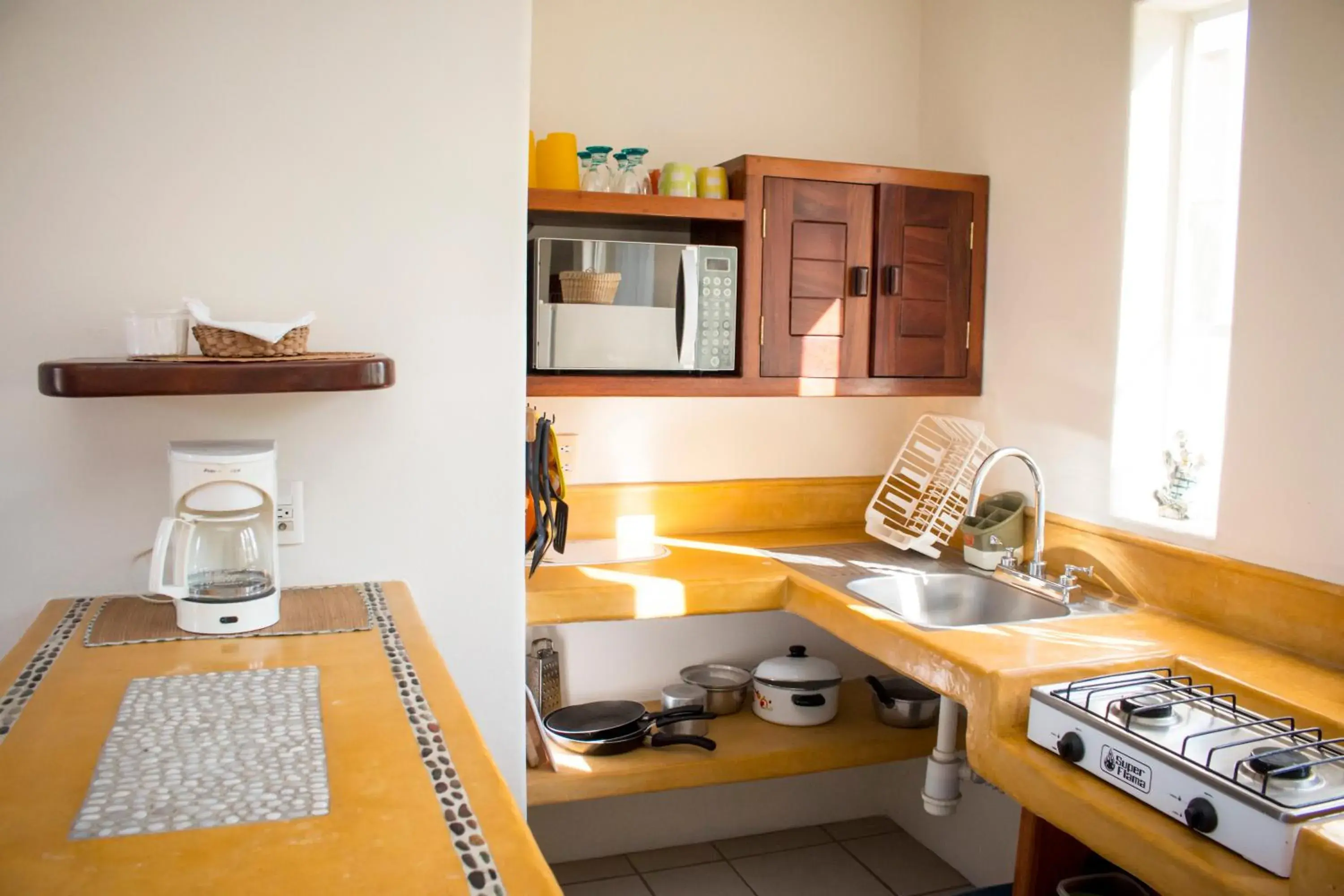 Studio with Balcony - single occupancy in Canto del Mar Hotel - Zihuatanejo - Suites con Cocina Studio with Balcony - single occupancy in Canto del Mar Hotel - Zihuatanejo - Suites con Cocina
