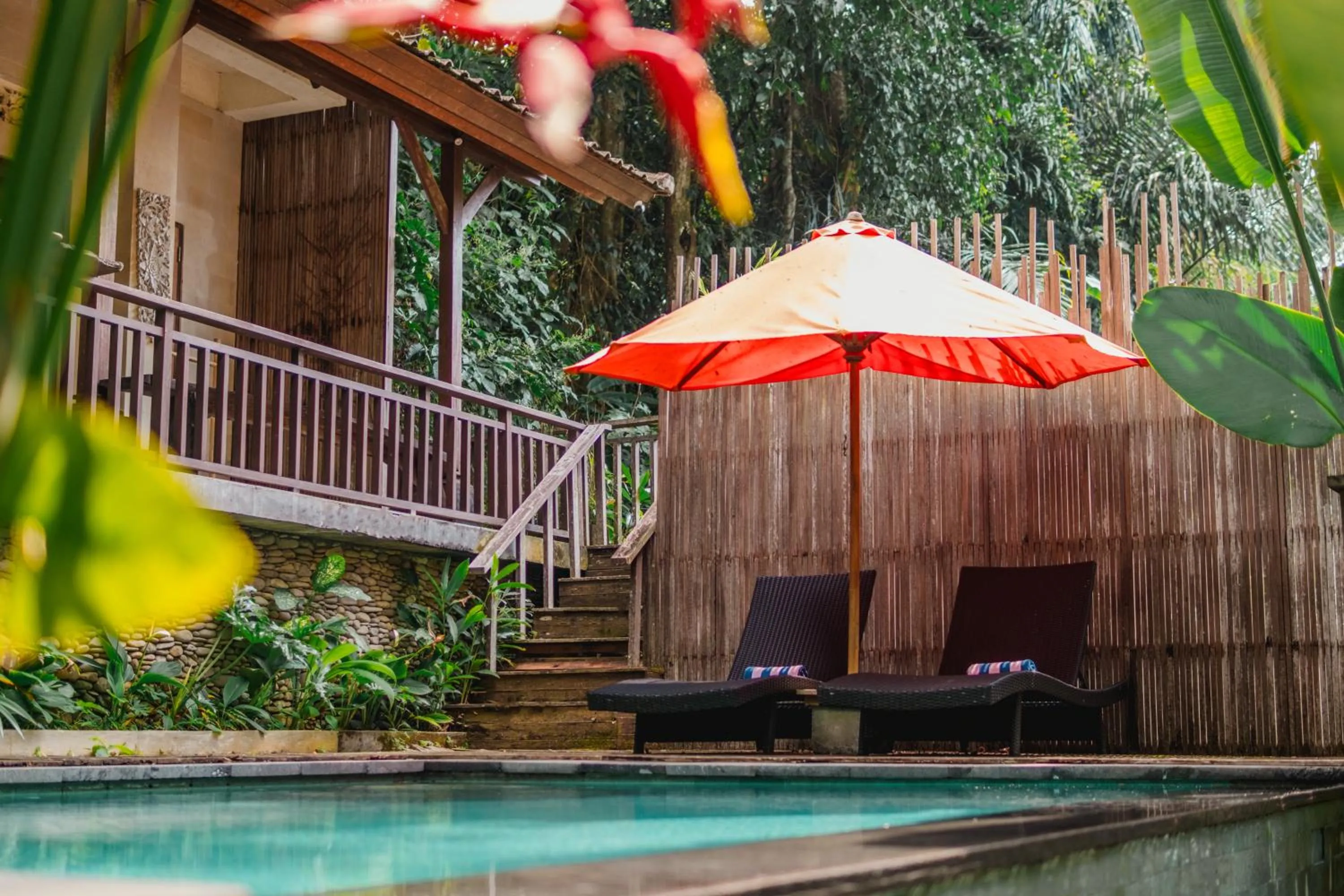 Swimming pool in Puri Payogan Villa