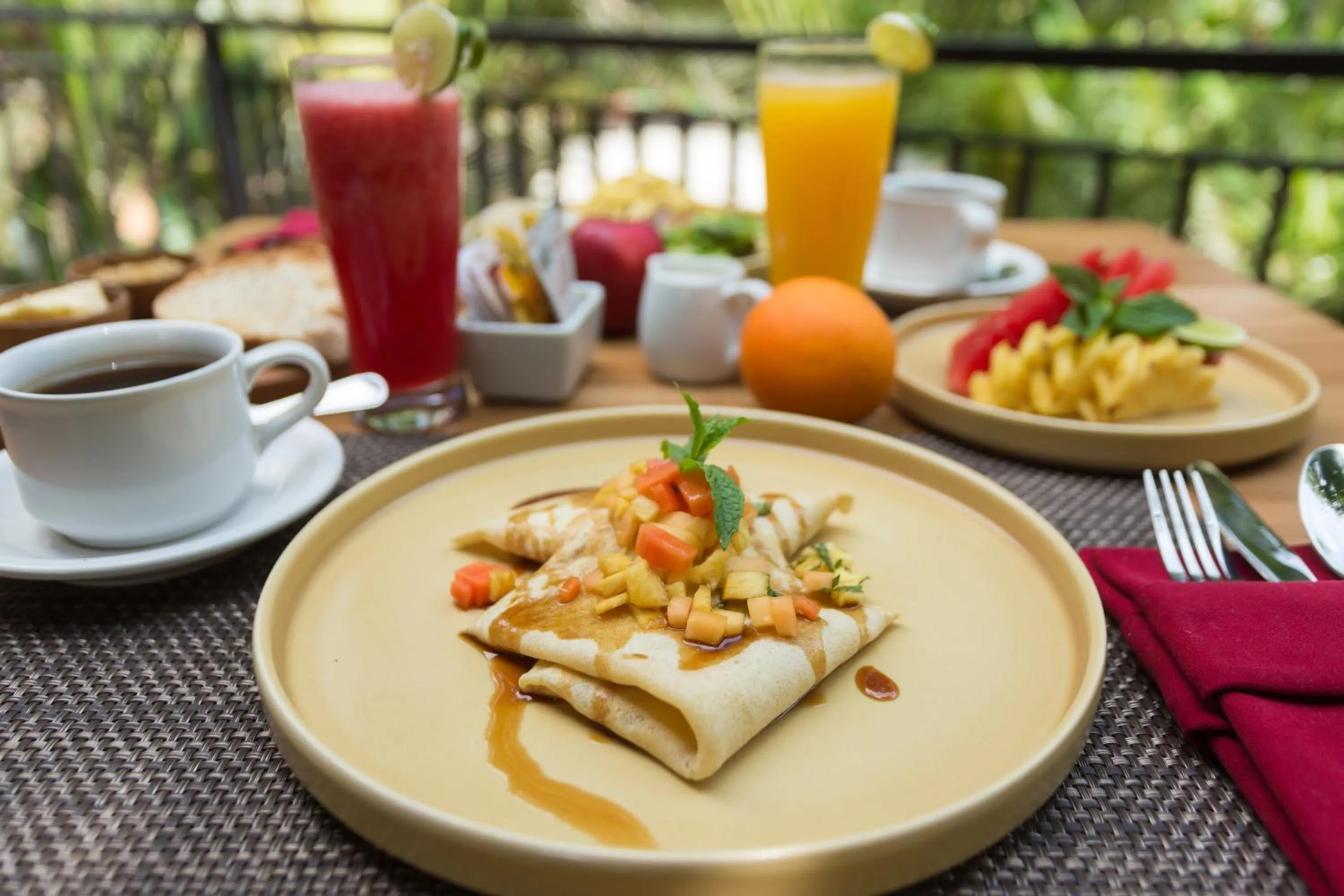 Food and drinks in Puri Payogan Villa