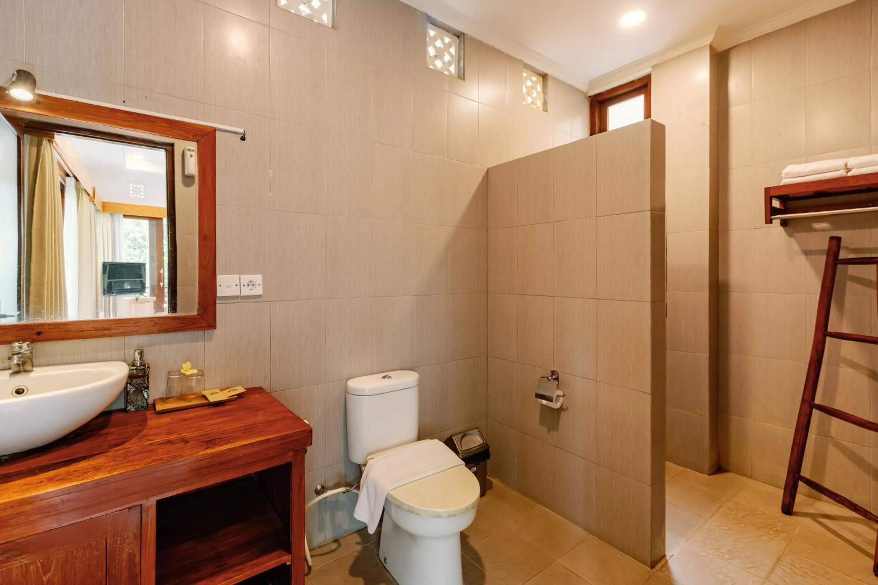 Bathroom in Puri Payogan Villa
