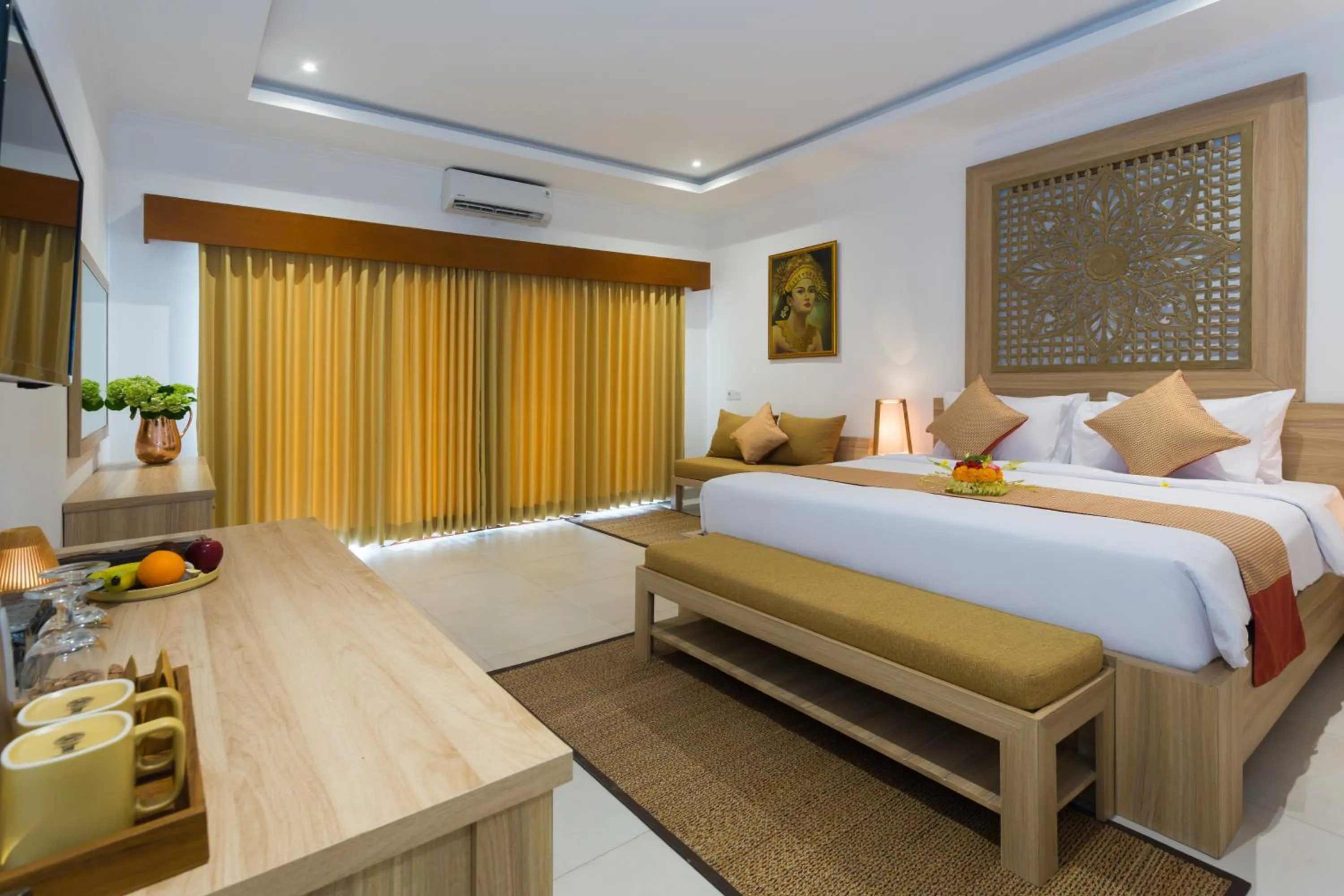 Bed in Puri Payogan Villa