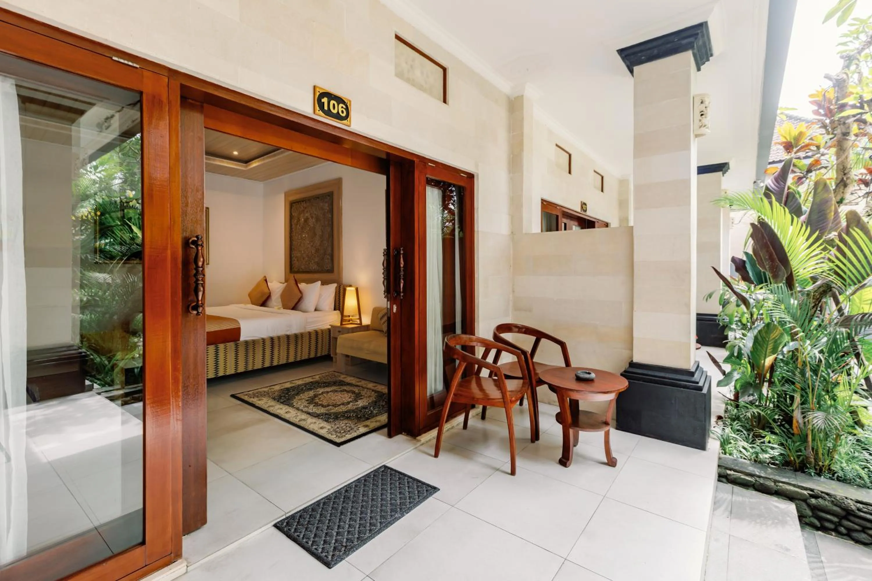 Balcony/Terrace in Puri Payogan Villa