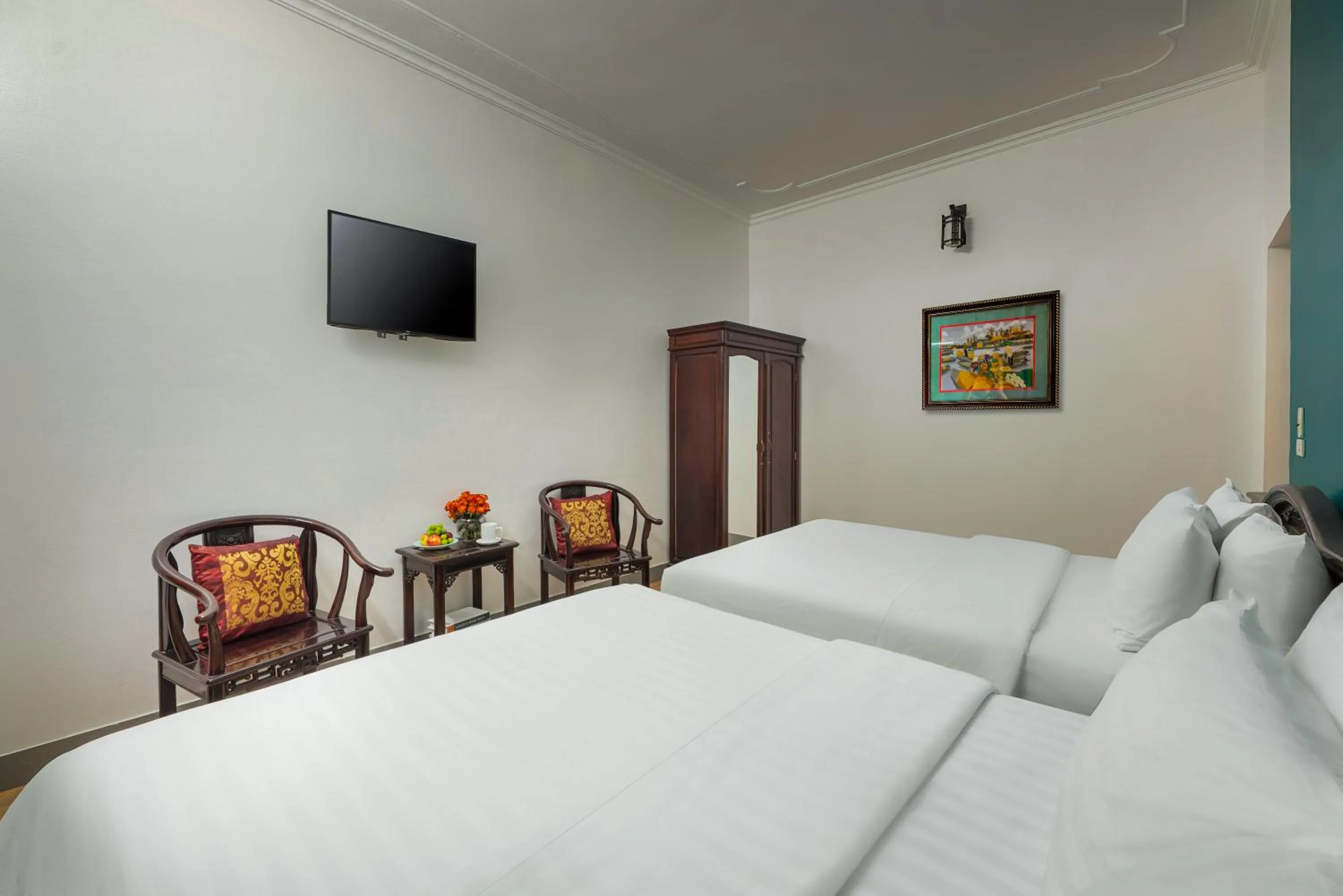 Bedroom, Bed in Viet Nhat Hotel