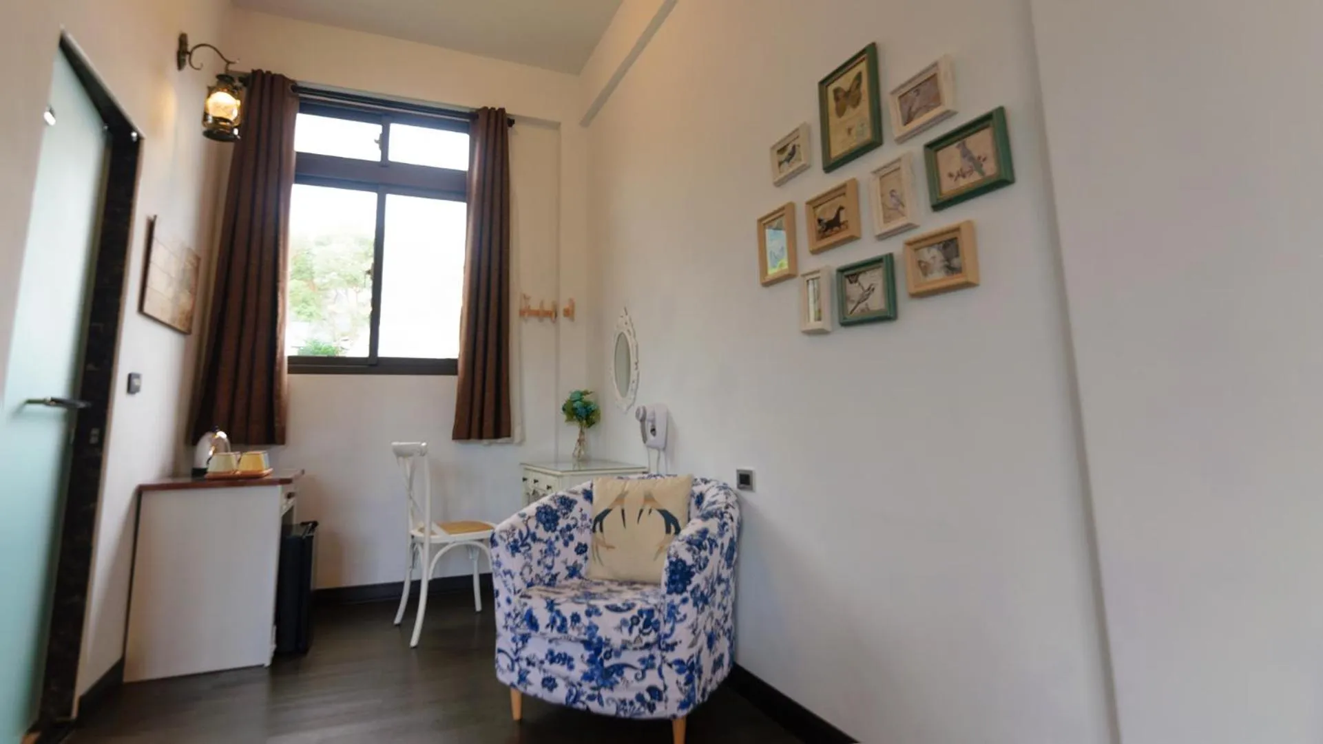 Decorative detail in Summer Rocker Villa