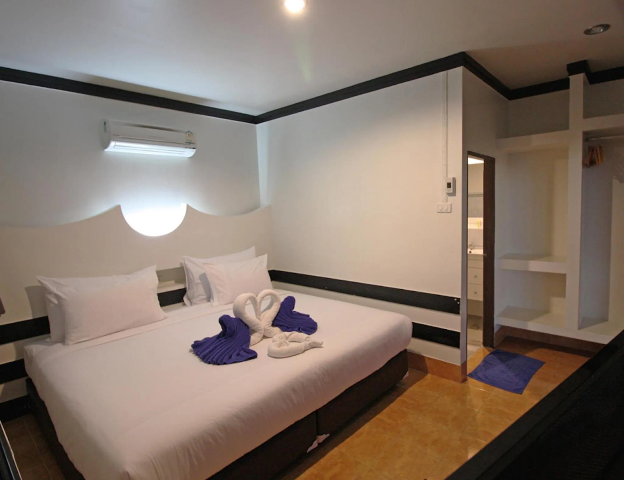 Bedroom, Bed in Simple Life Talay & Divers Resort