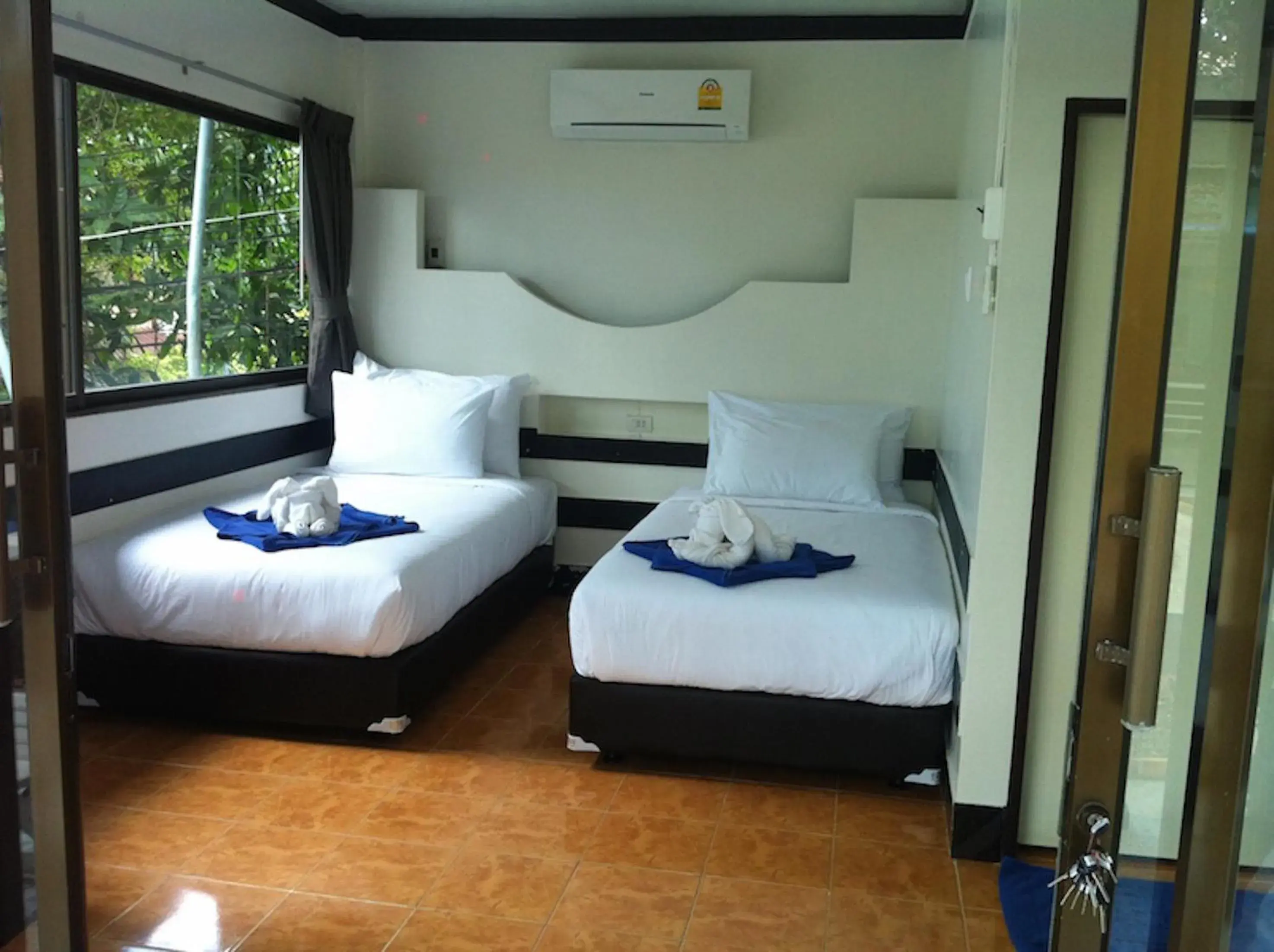 Bedroom, Bed in Simple Life Talay & Divers Resort Bedroom, Bed in Simple Life Talay & Divers Resort