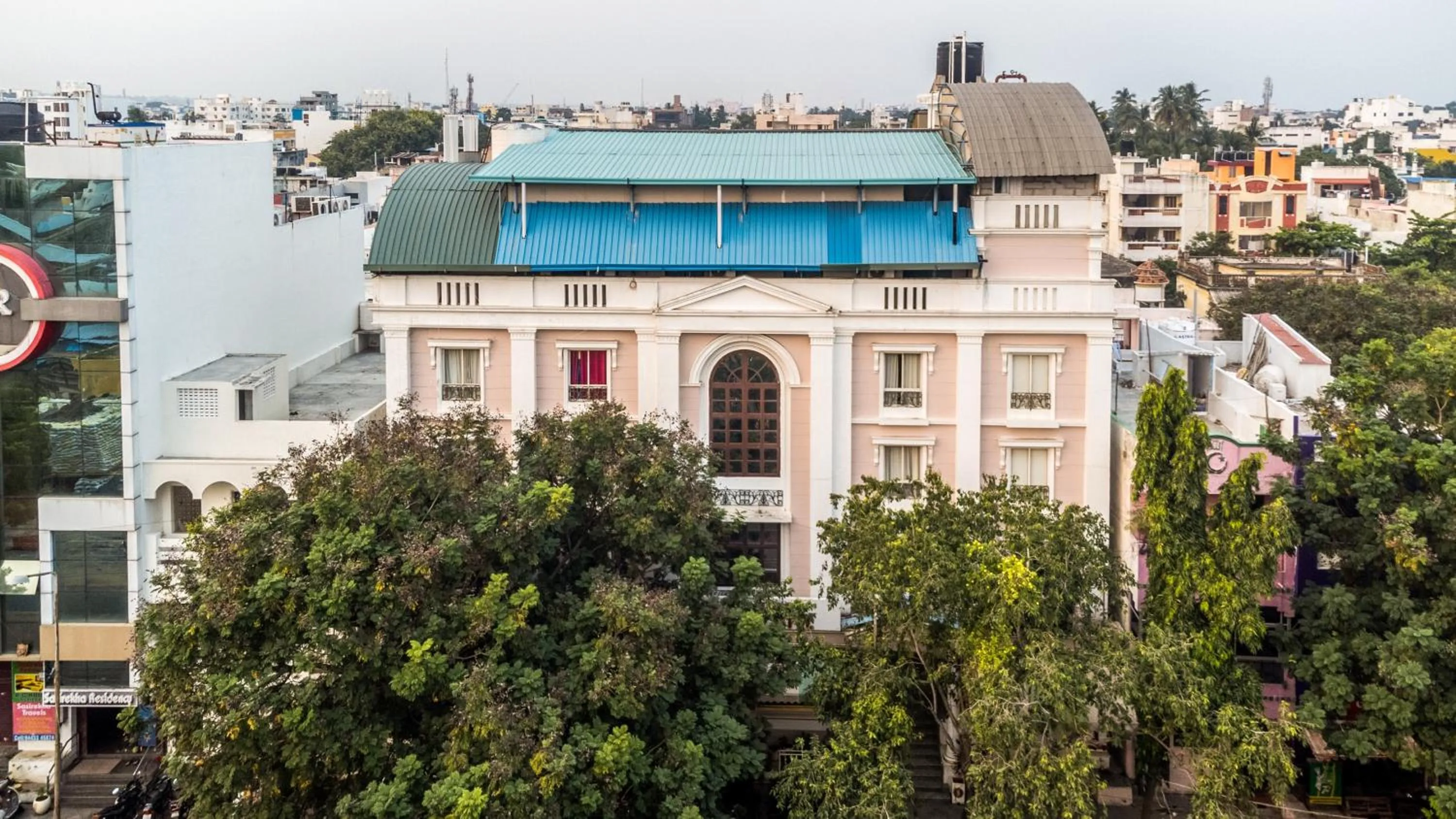 Facade/entrance in Treebo South Avenue, 700 Mts From Promenade Beach