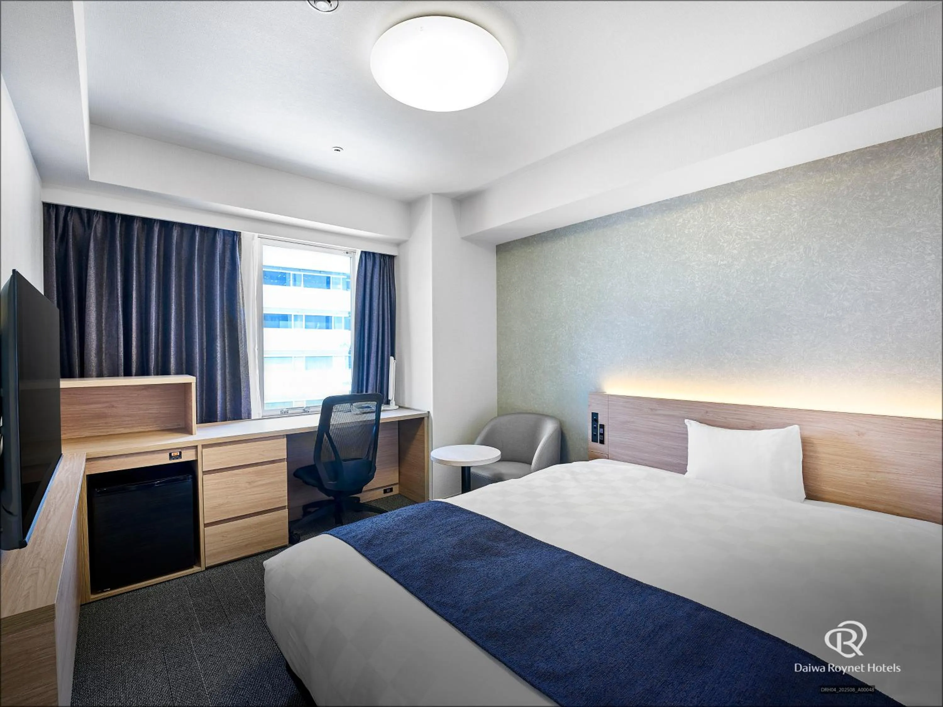 Bed in Daiwa Roynet Hotel Hamamatsu