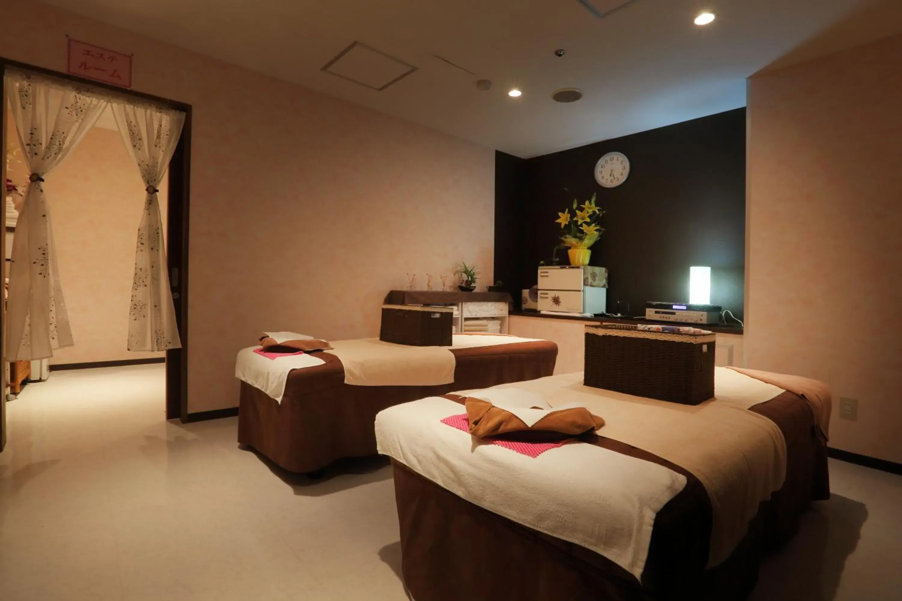 Massage, Bed in Hotel Sunshine Kinugawa Massage, Bed in Hotel Sunshine Kinugawa