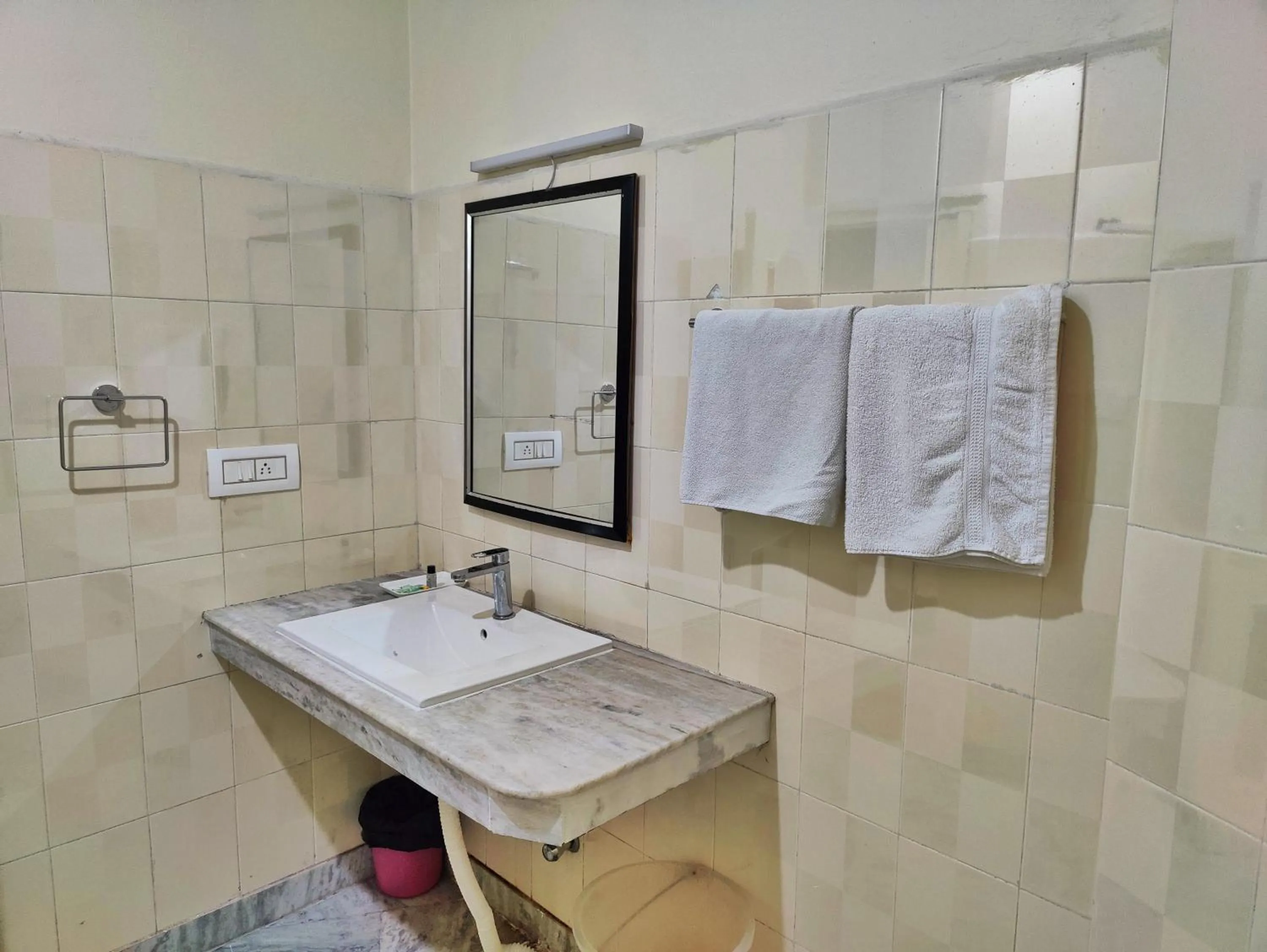 Bathroom in Gagan Resorts