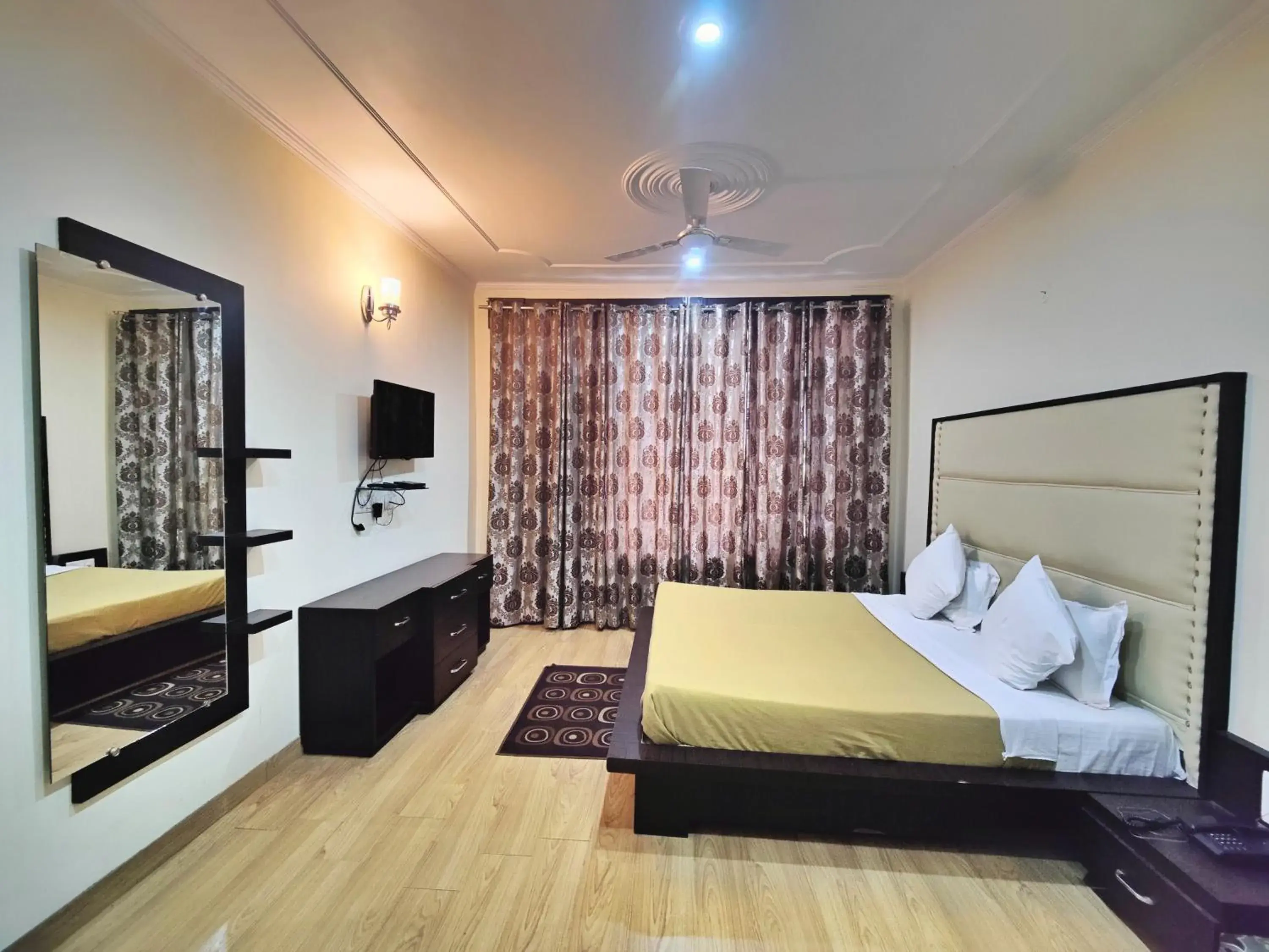 Photo of the whole room, Bed in Gagan Resorts Photo of the whole room, Bed in Gagan Resorts