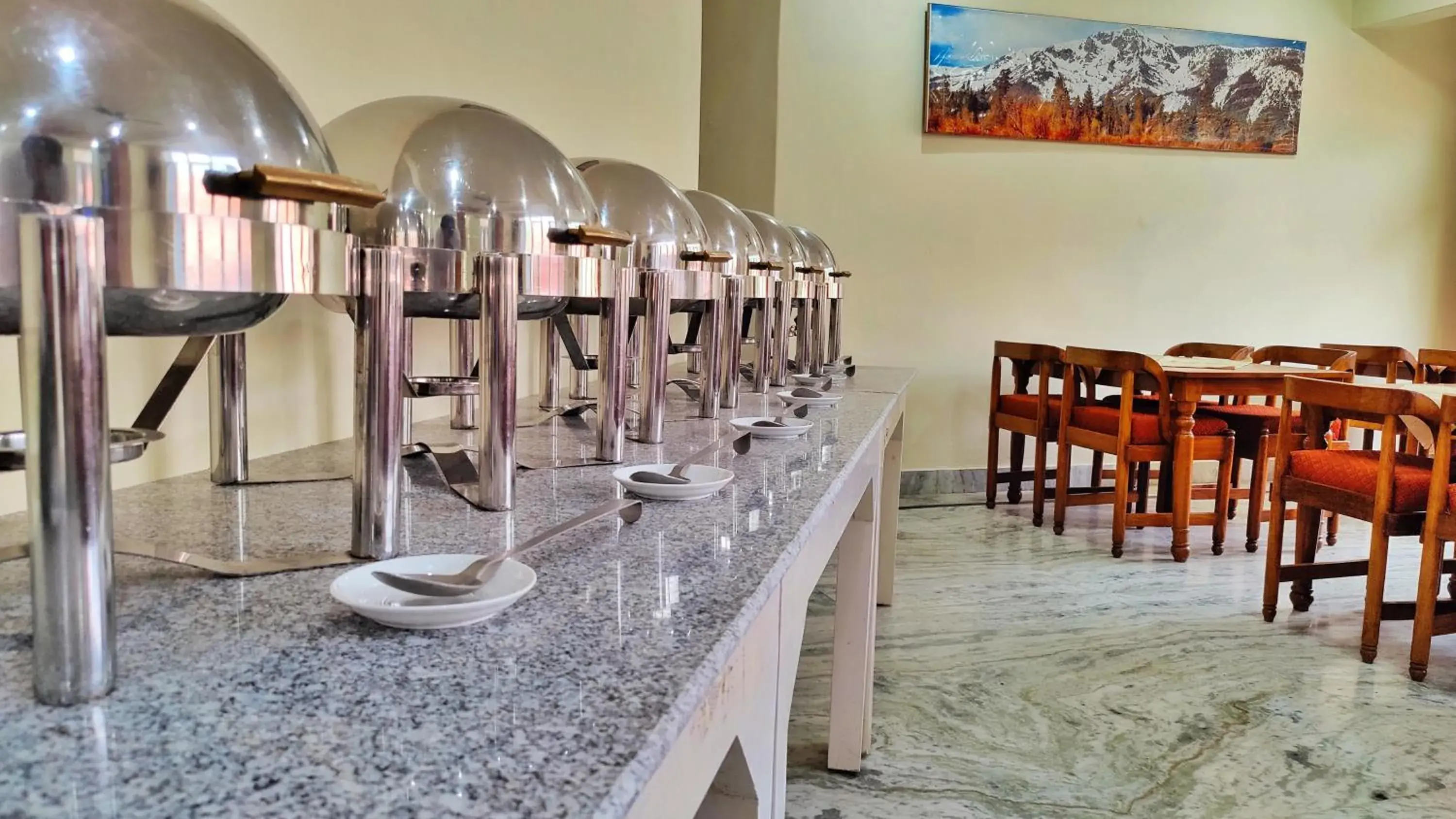 Restaurant/places to eat in Gagan Resorts Restaurant/places to eat in Gagan Resorts