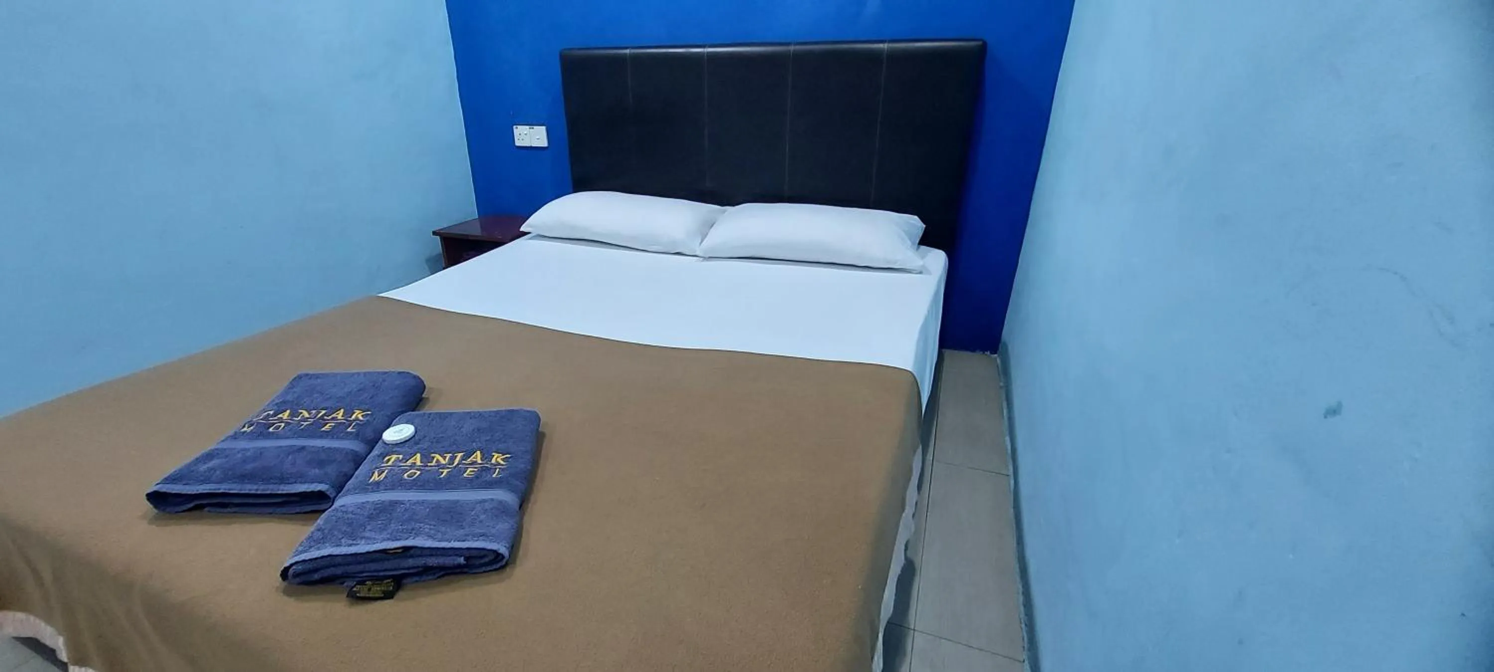 Bed in Tanjak Hotel