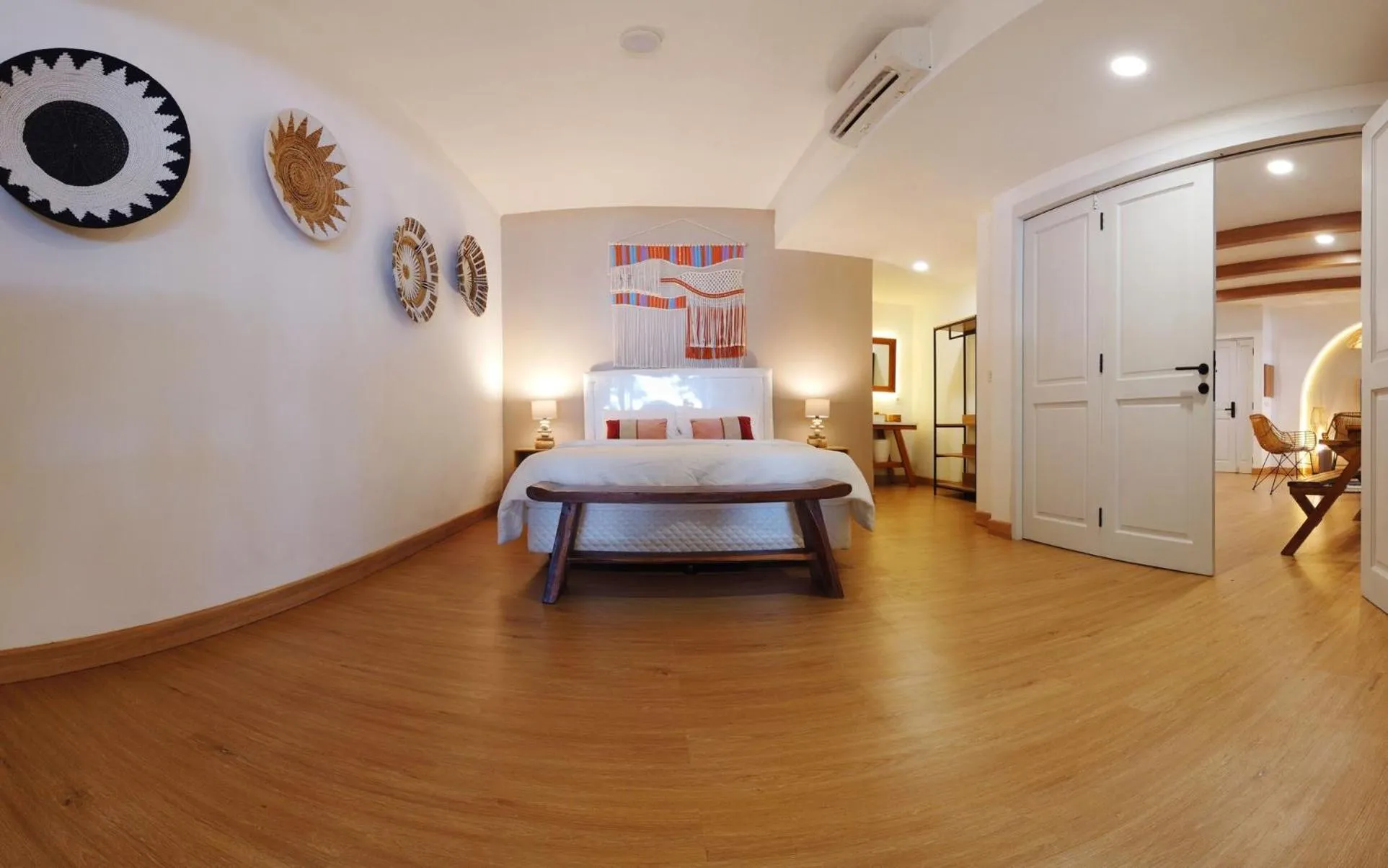 Bed in Ocean Beach Villas - Carita Kondominium