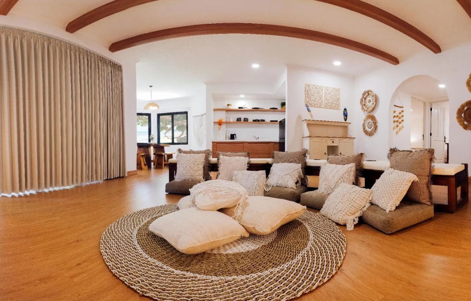 Living room in Ocean Beach Villas - Carita Kondominium