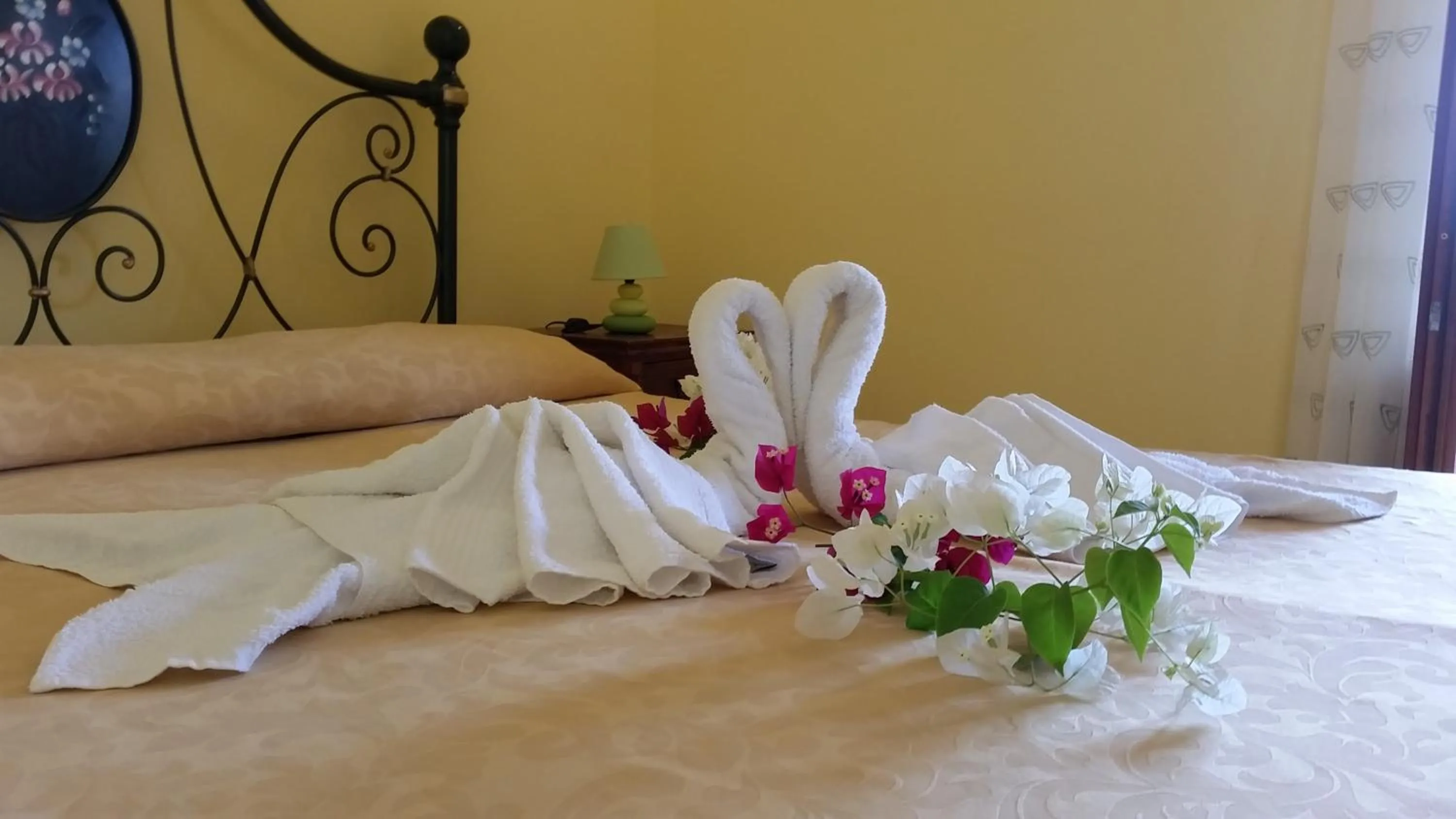 Bed in B&B Villa Maristella