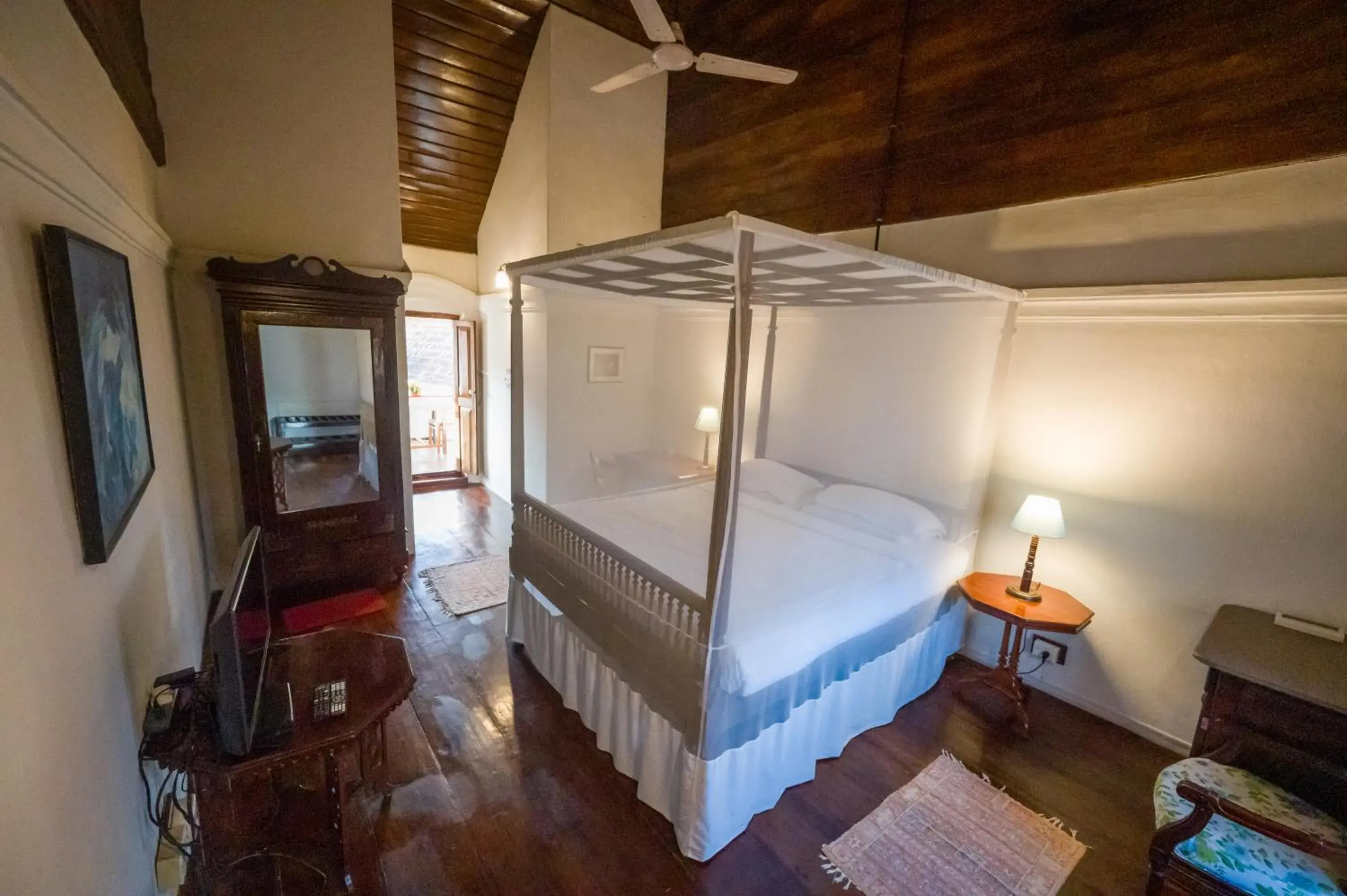 Superior Double Room in Old Courtyard Hotel Superior Double Room in Old Courtyard Hotel