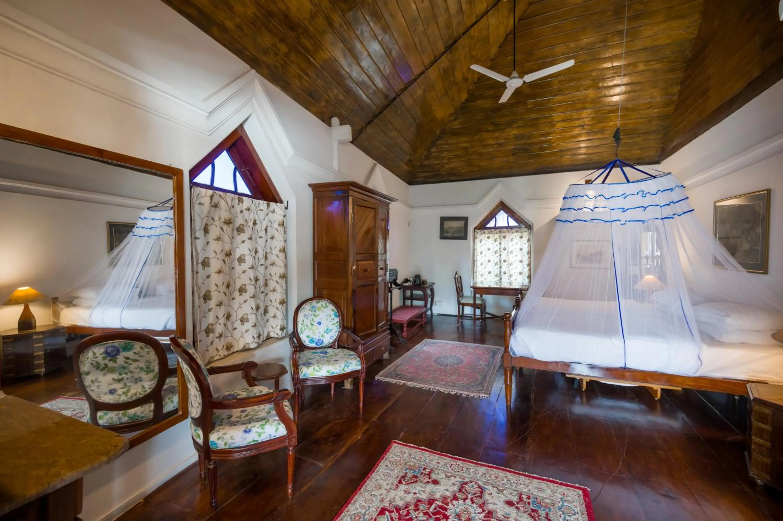 Bed in Old Courtyard Hotel