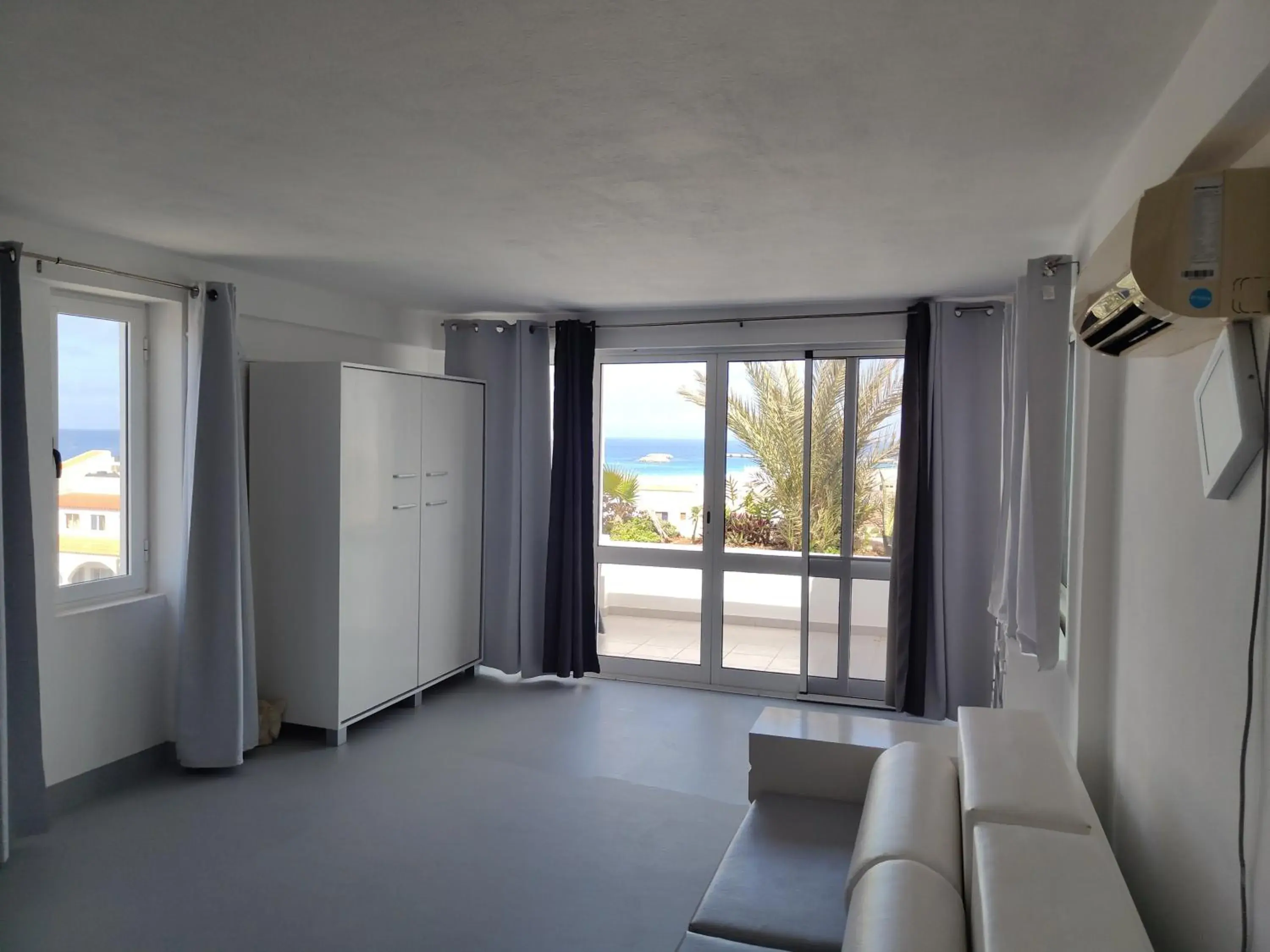 Suite with Sea View - single occupancy in Pensão Big Game Maio Vila do Maio Suite with Sea View - single occupancy in Pensão Big Game Maio Vila do Maio