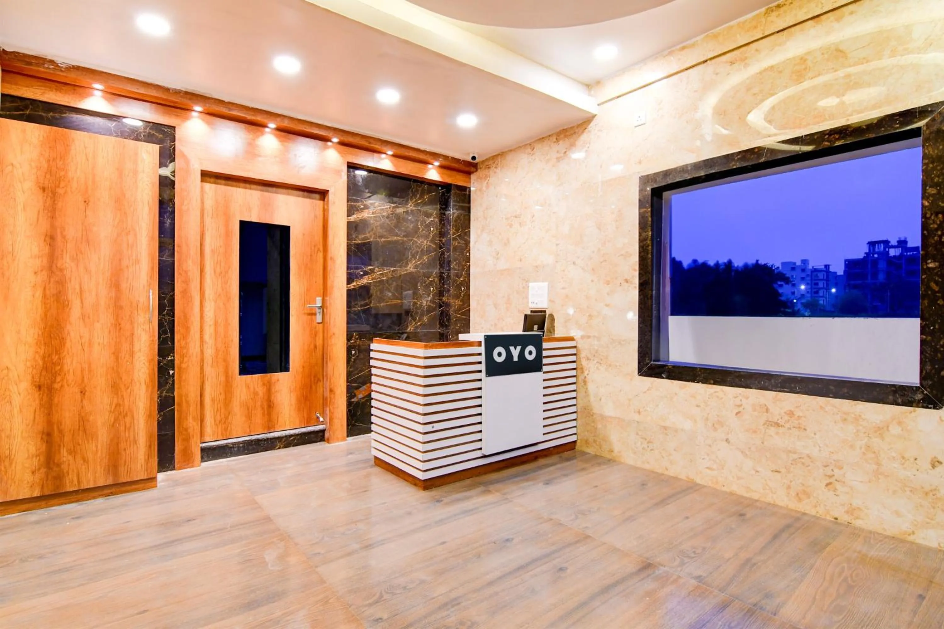 Lobby or reception in Hotel O Grand Inn