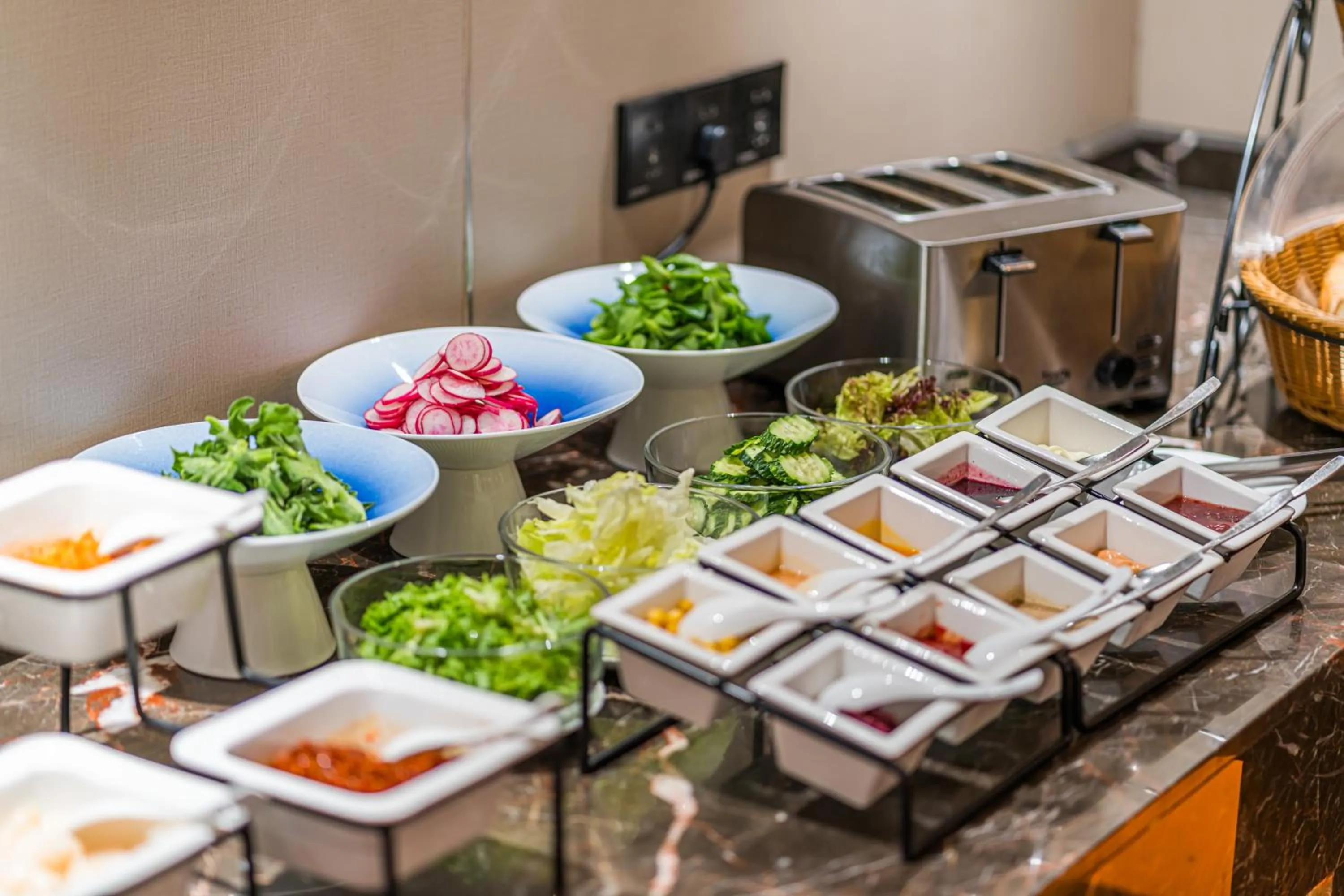 Restaurant/places to eat in GeMei Hotel Luoyang Longmen High-speed Railway Station