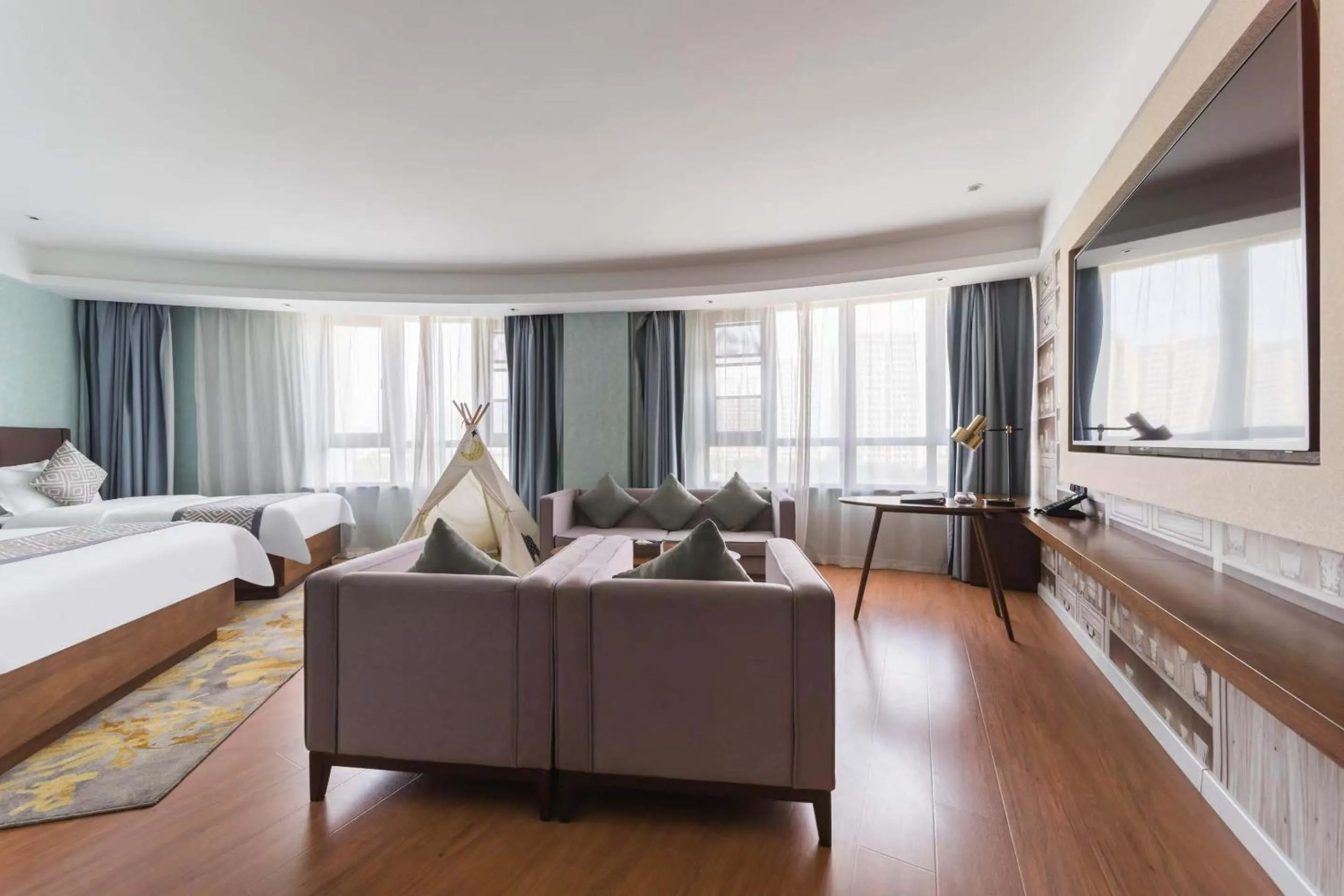 Living room in GeMei Hotel Luoyang Longmen High-speed Railway Station