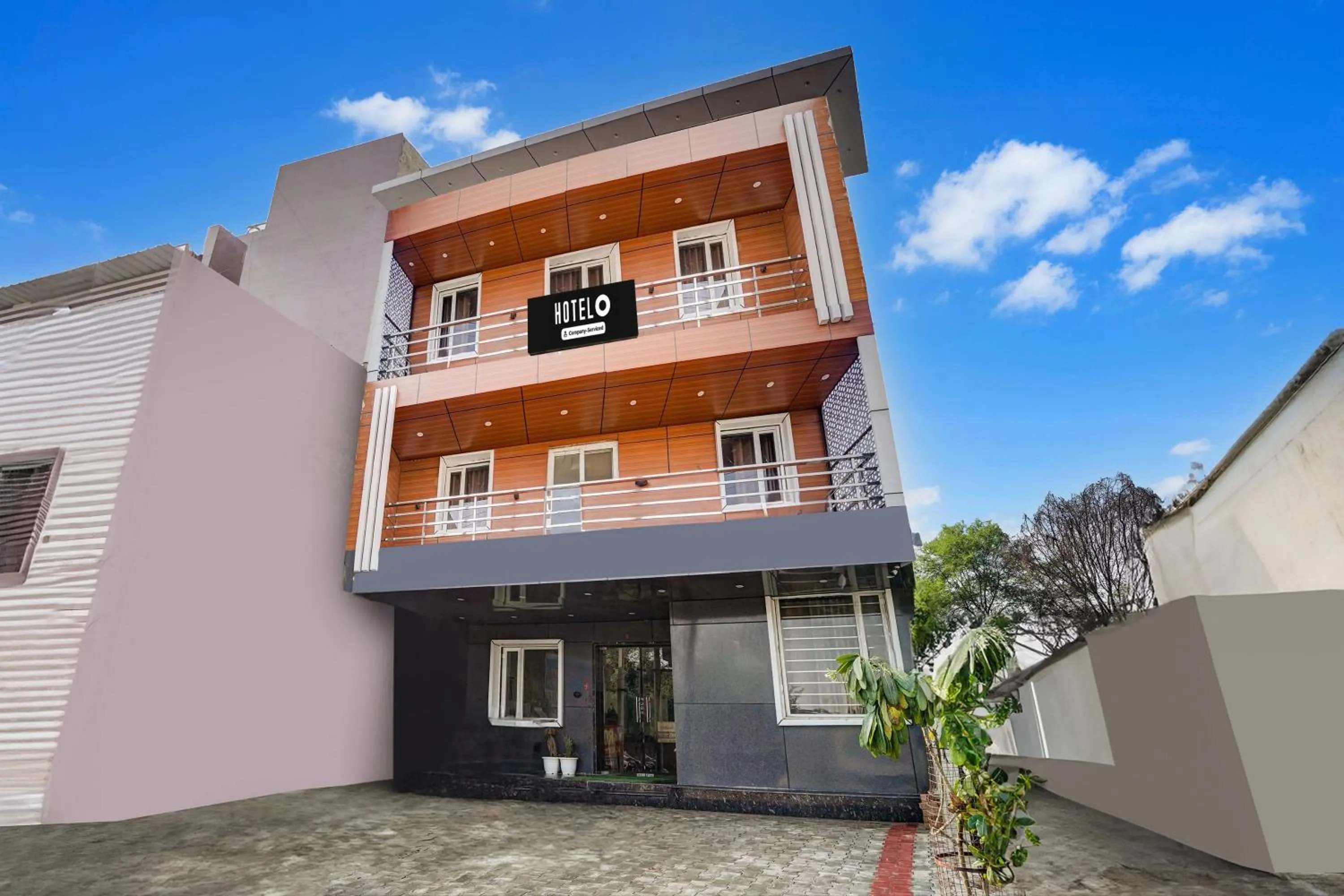 Facade/entrance in Hotel O Sunrakh Road Vrindavan Formerly Ganga Residency