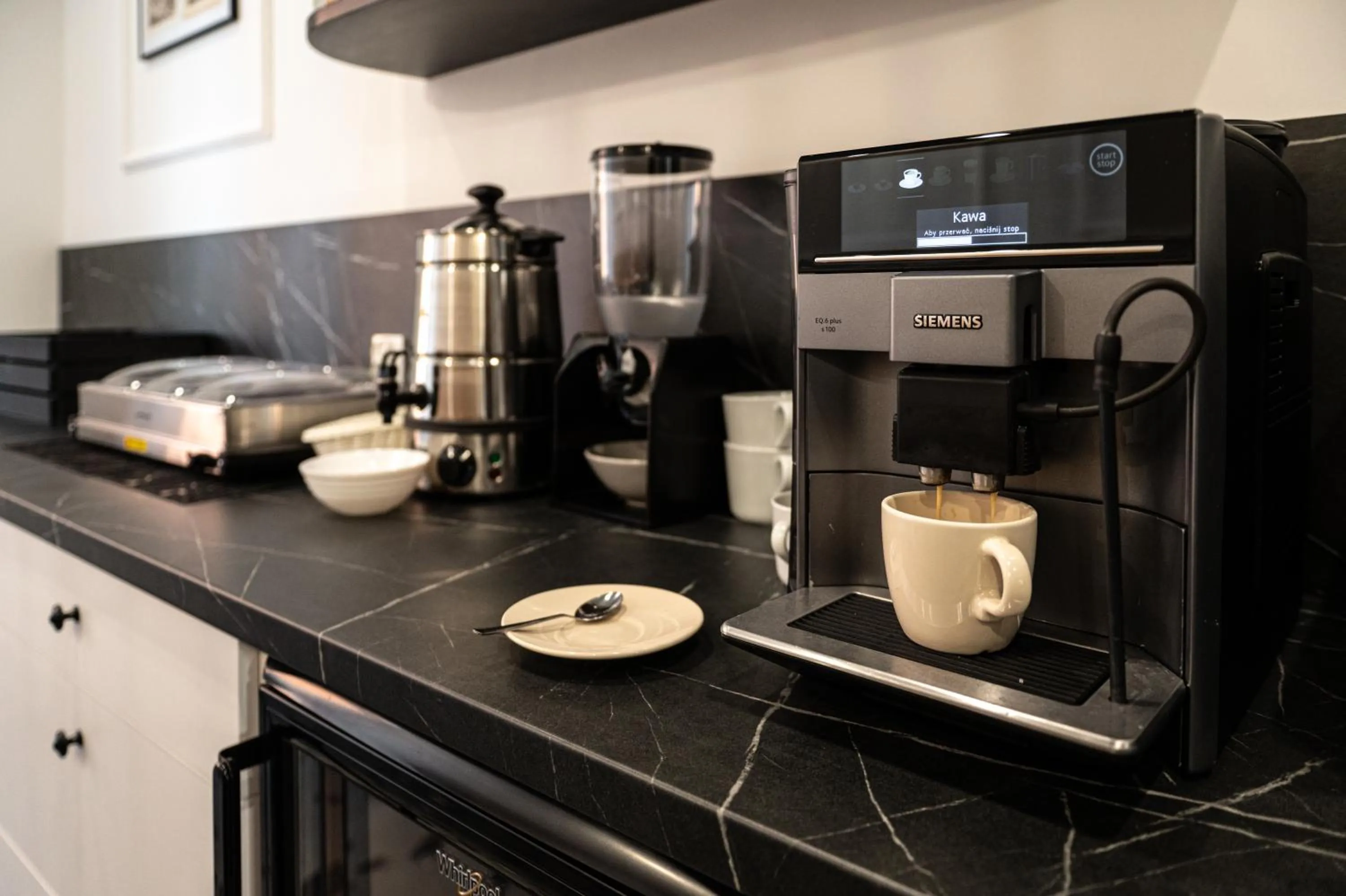 Billiard in Stara Drukarnia Aparthotel