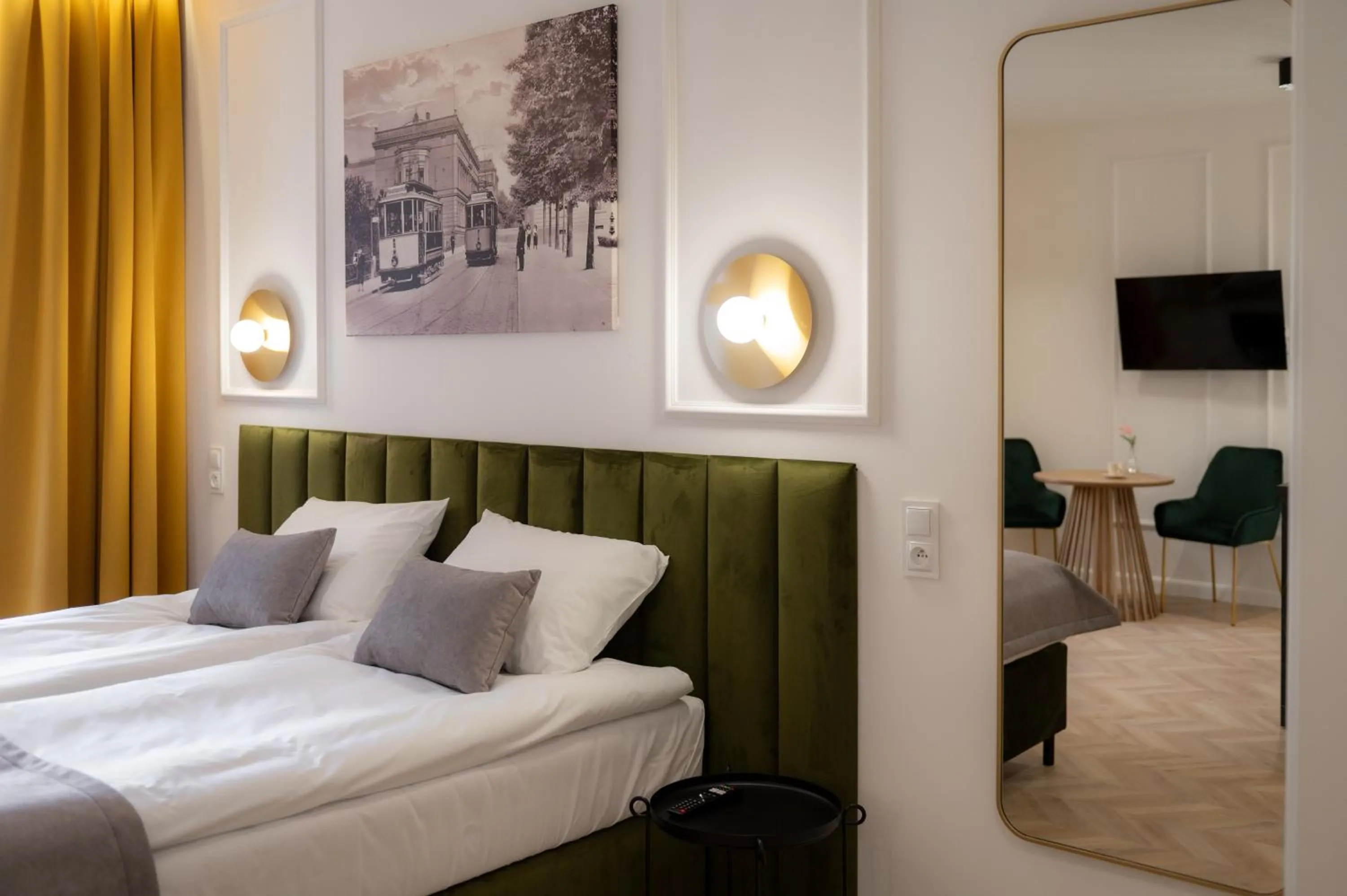 Nightclub / DJ, Bed in Stara Drukarnia Aparthotel